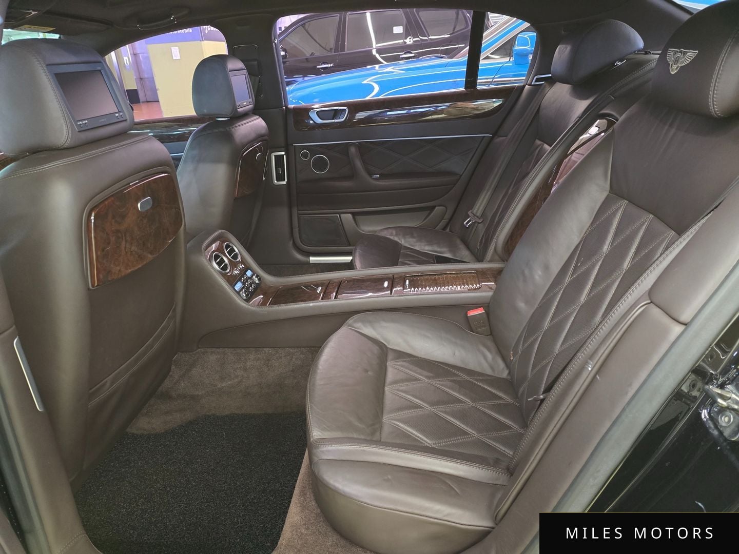 Bentley Flying Spur 2012 — миниатюра 11