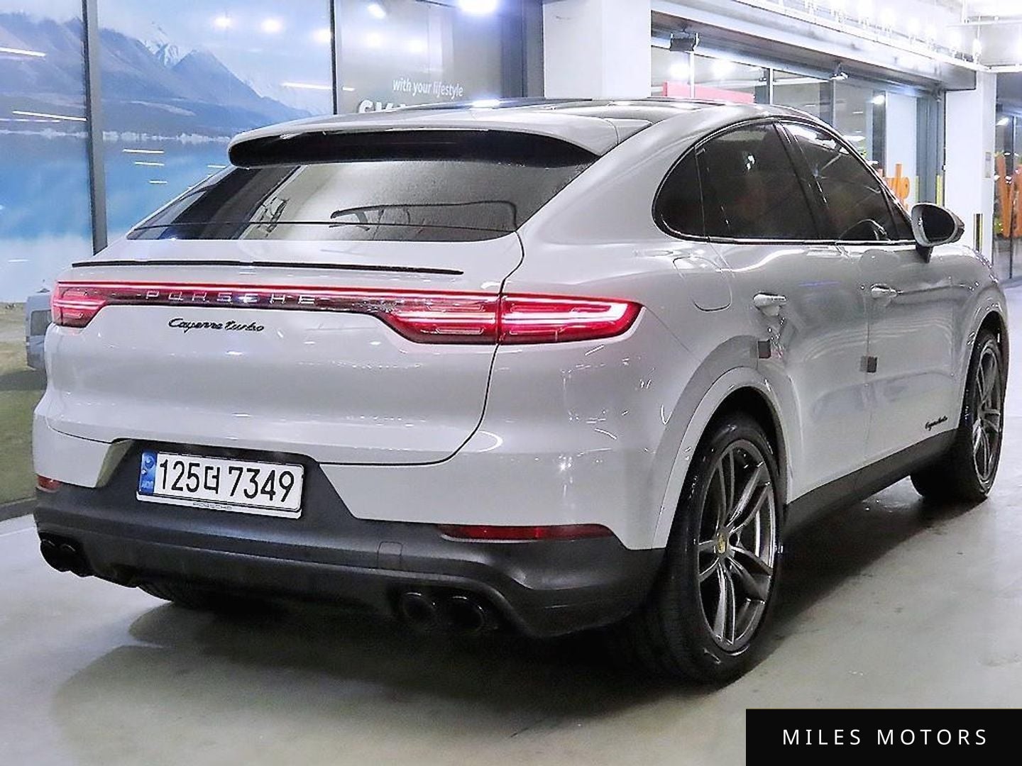 Porsche Cayenne 2020 — миниатюра 2