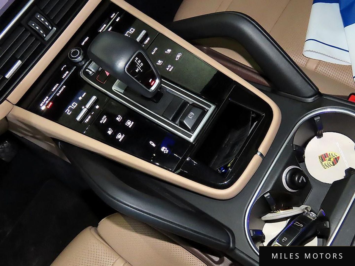 Porsche Cayenne 2020 — миниатюра 12