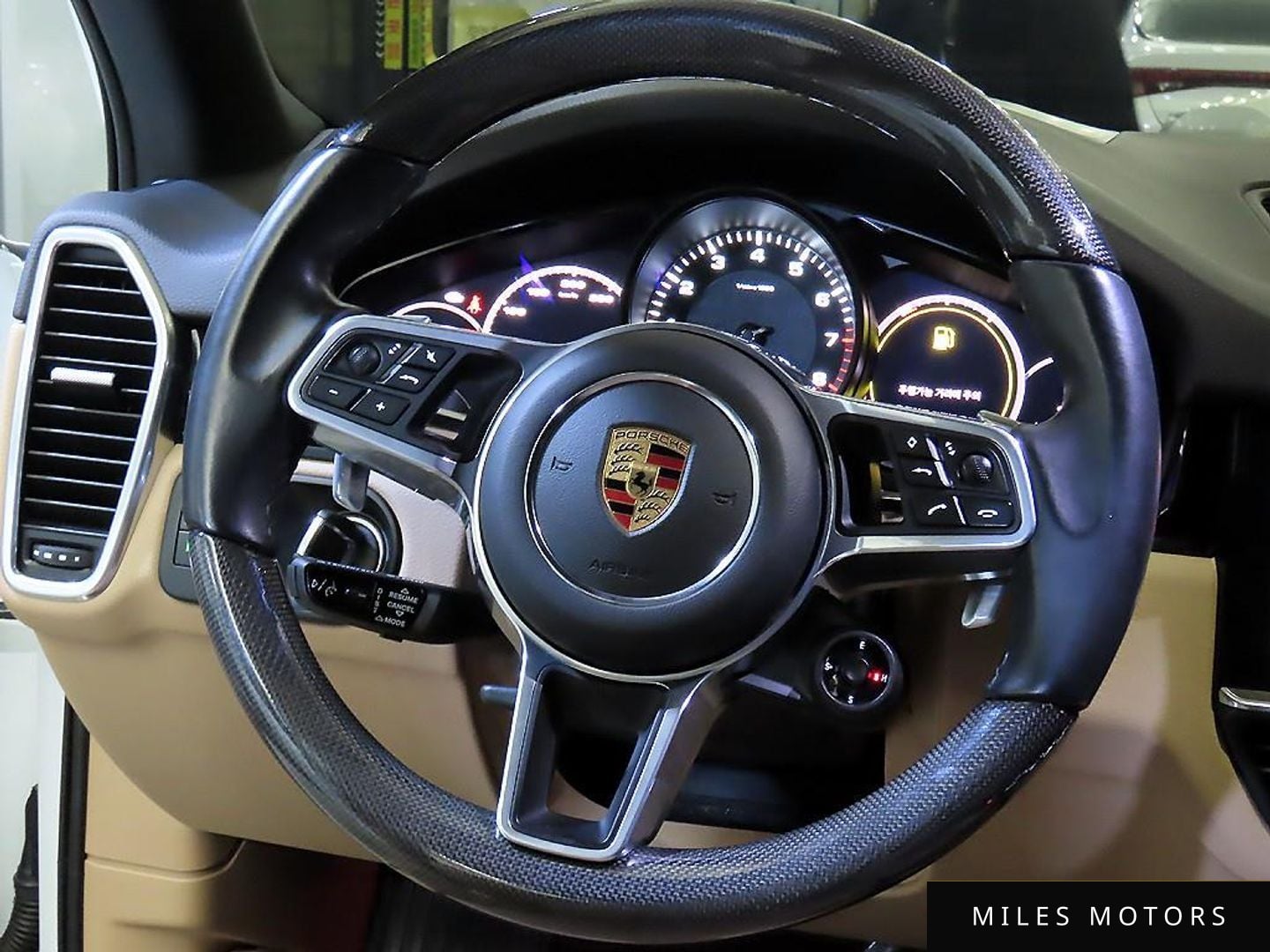Porsche Cayenne 2022 — миниатюра 12