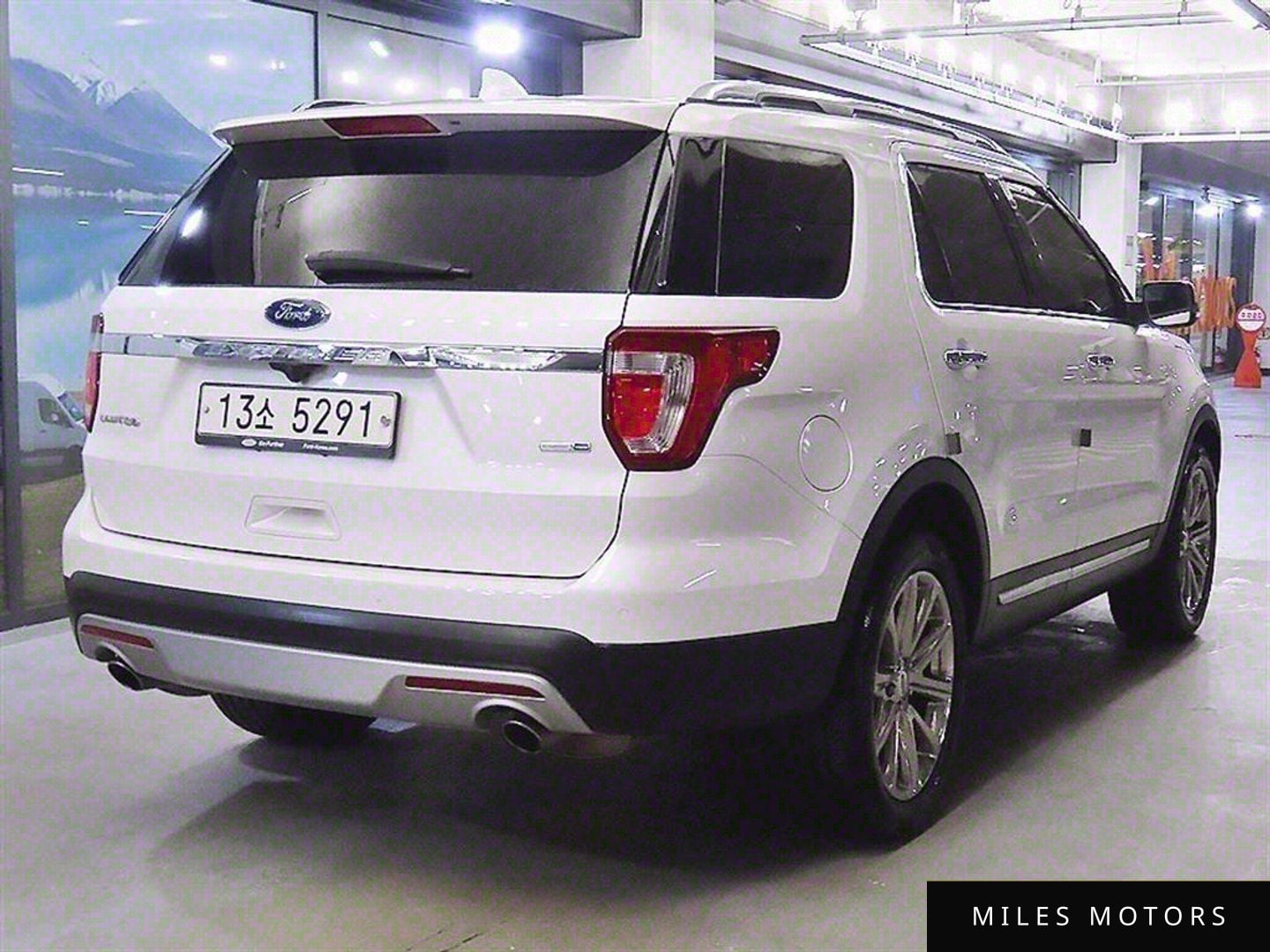 Ford Explorer 2017 — миниатюра 2