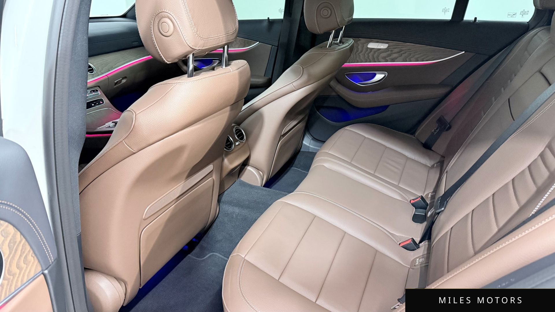 Mercedes-Benz E-Class W213 2023 — миниатюра 10