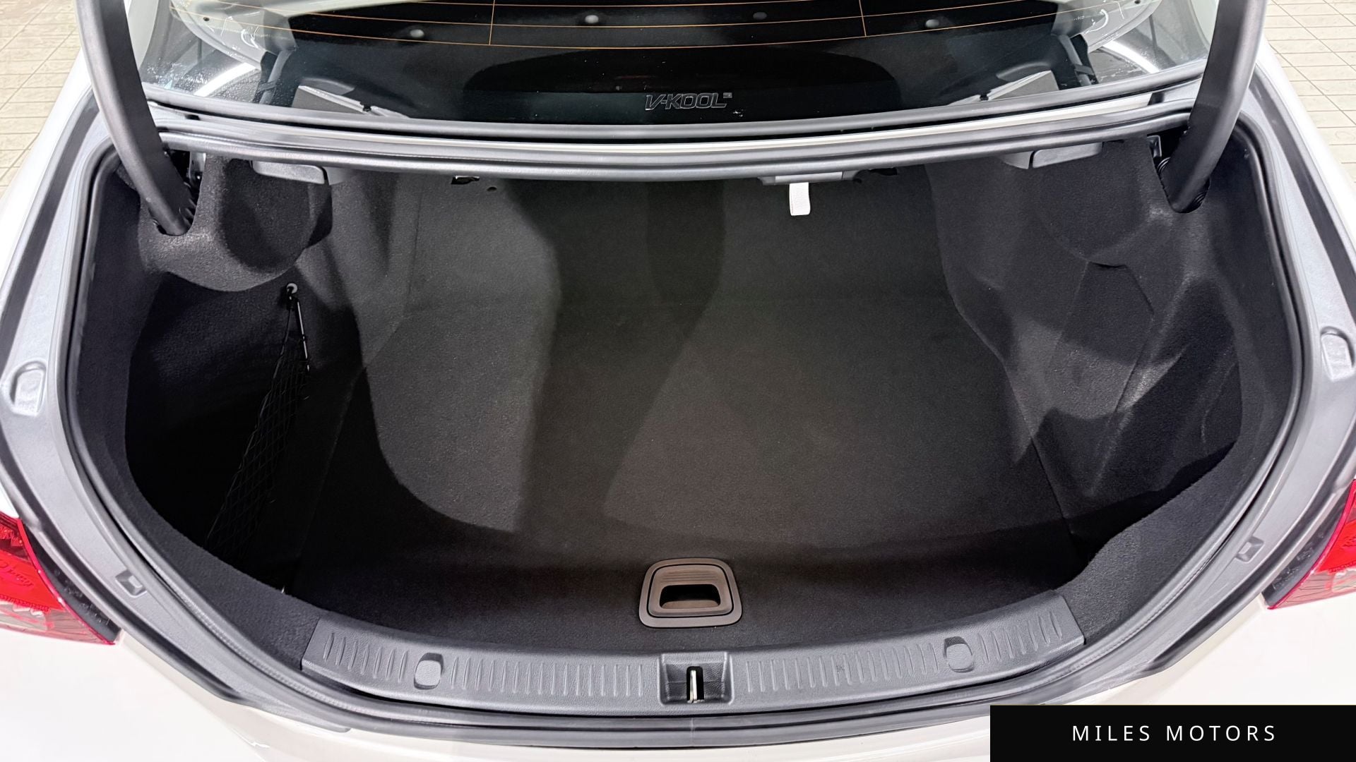 Mercedes-Benz E-Class W213 2023 — миниатюра 11