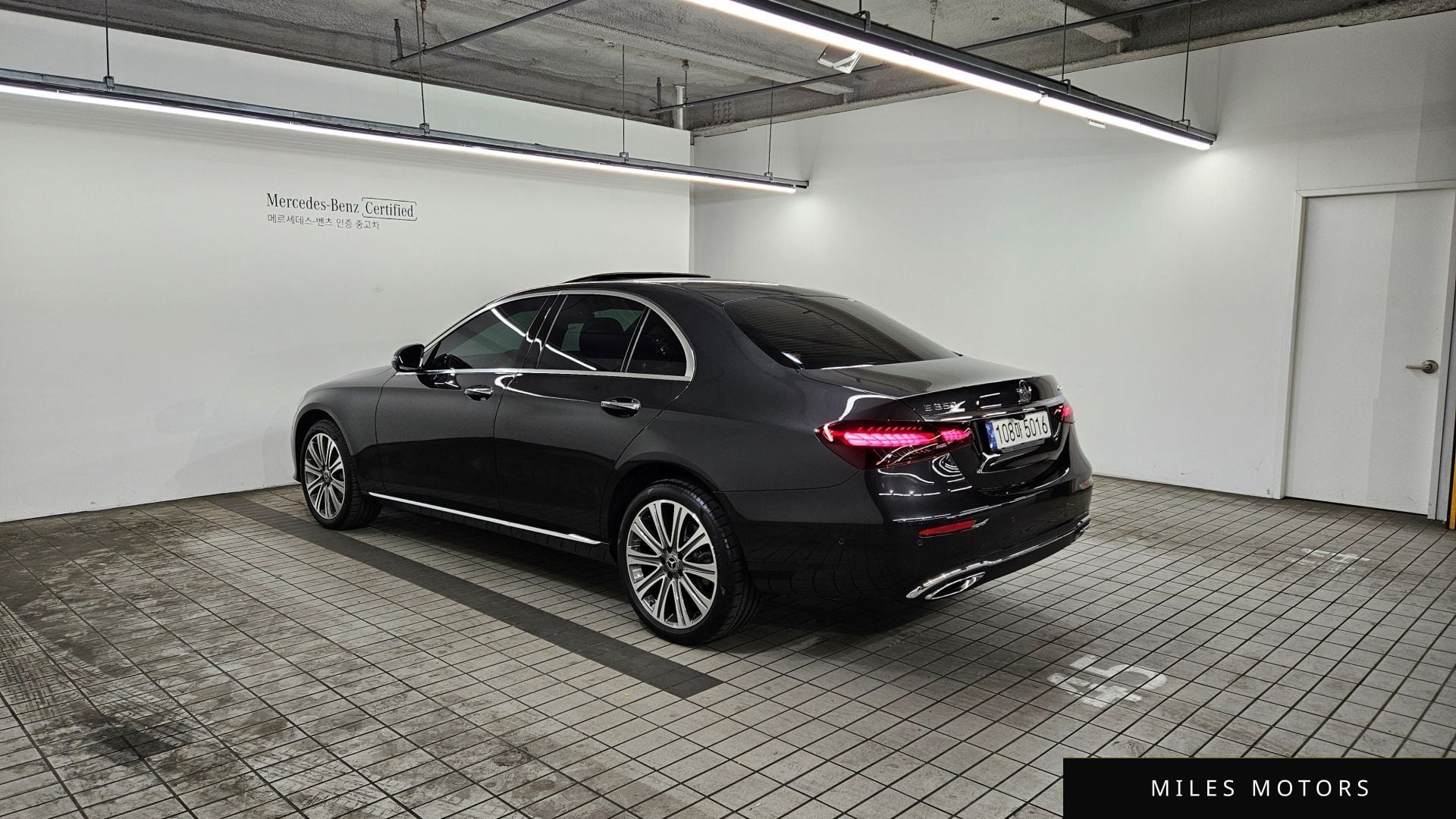 Mercedes-Benz E-Class W213 2023 — миниатюра 2