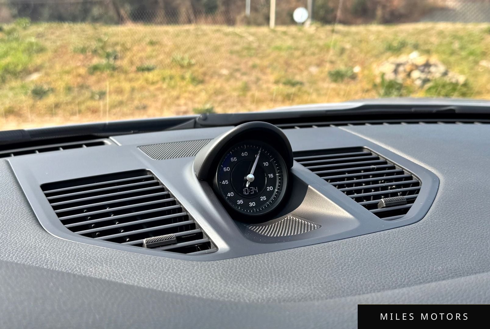 Porsche 911 (992) 2020 — миниатюра 9