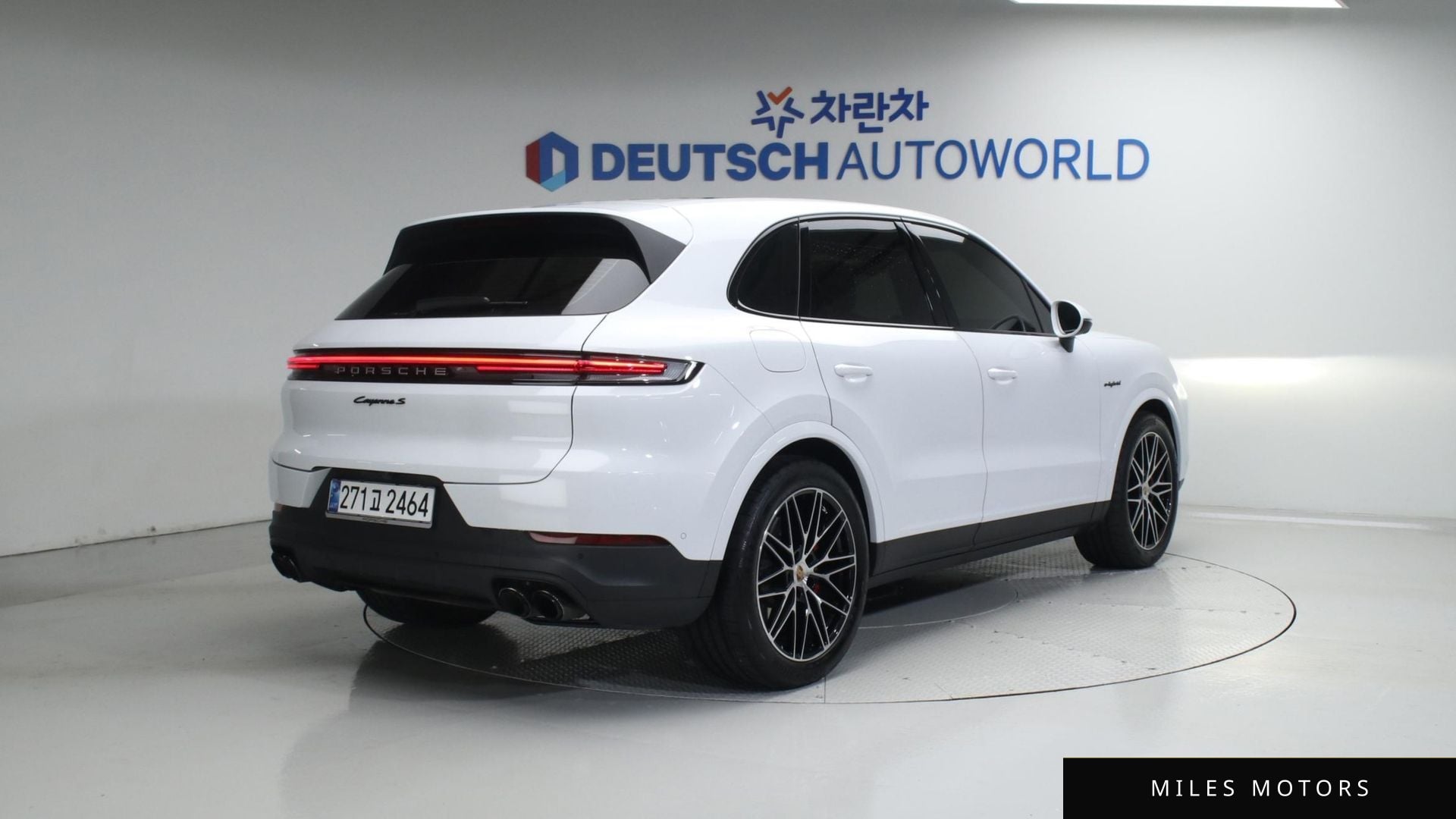 Porsche Cayenne 2025 — миниатюра 2
