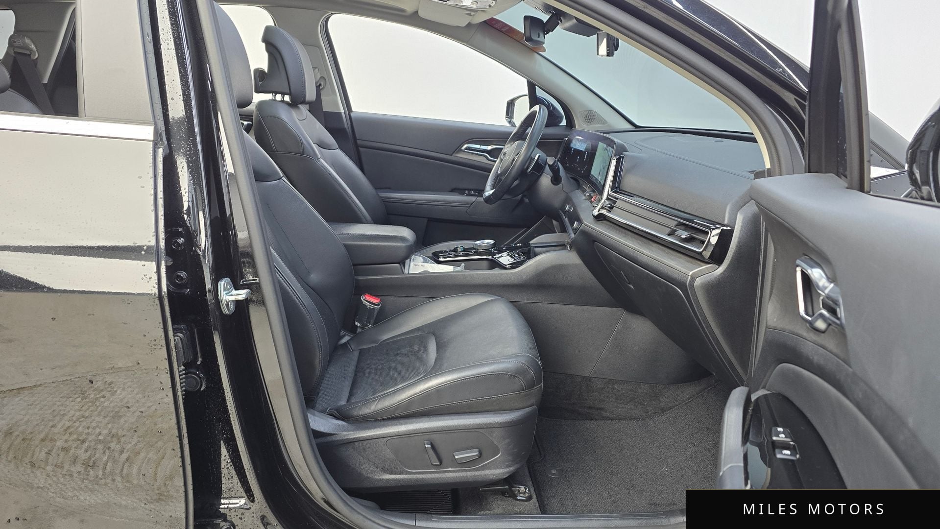 Kia Sportage 2022 — миниатюра 11