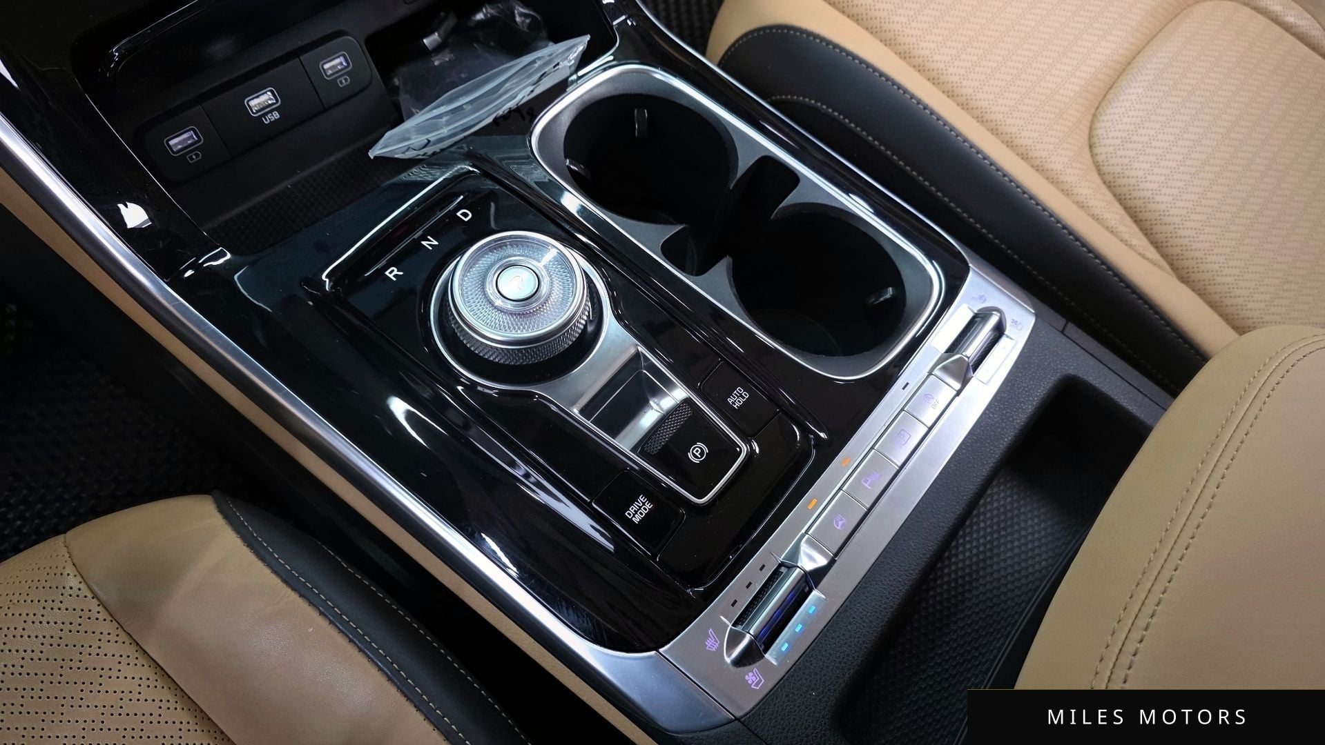 Kia Carnival 2023 — миниатюра 9