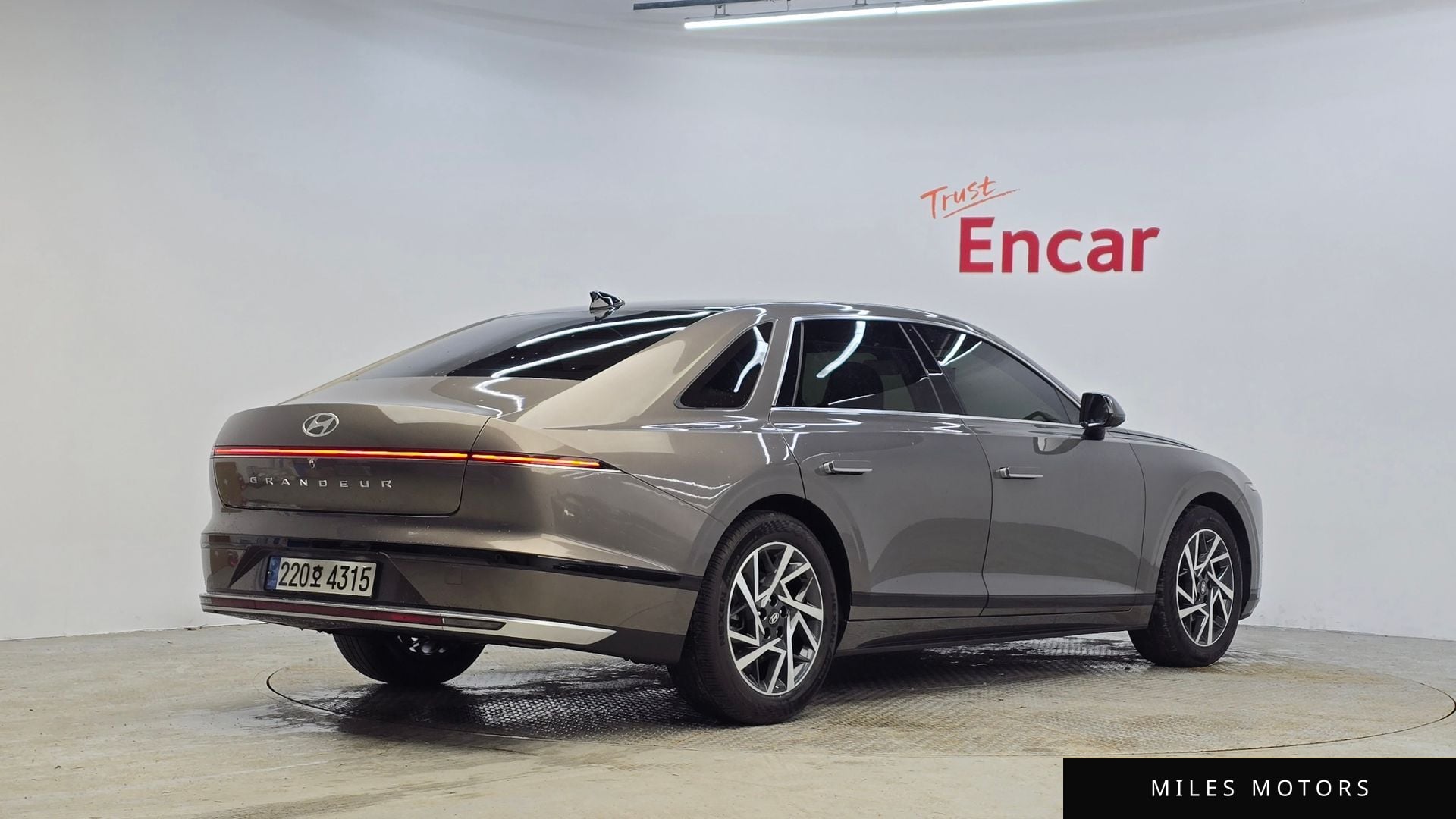 Hyundai 그랜저 (GN7) 2023 — миниатюра 2