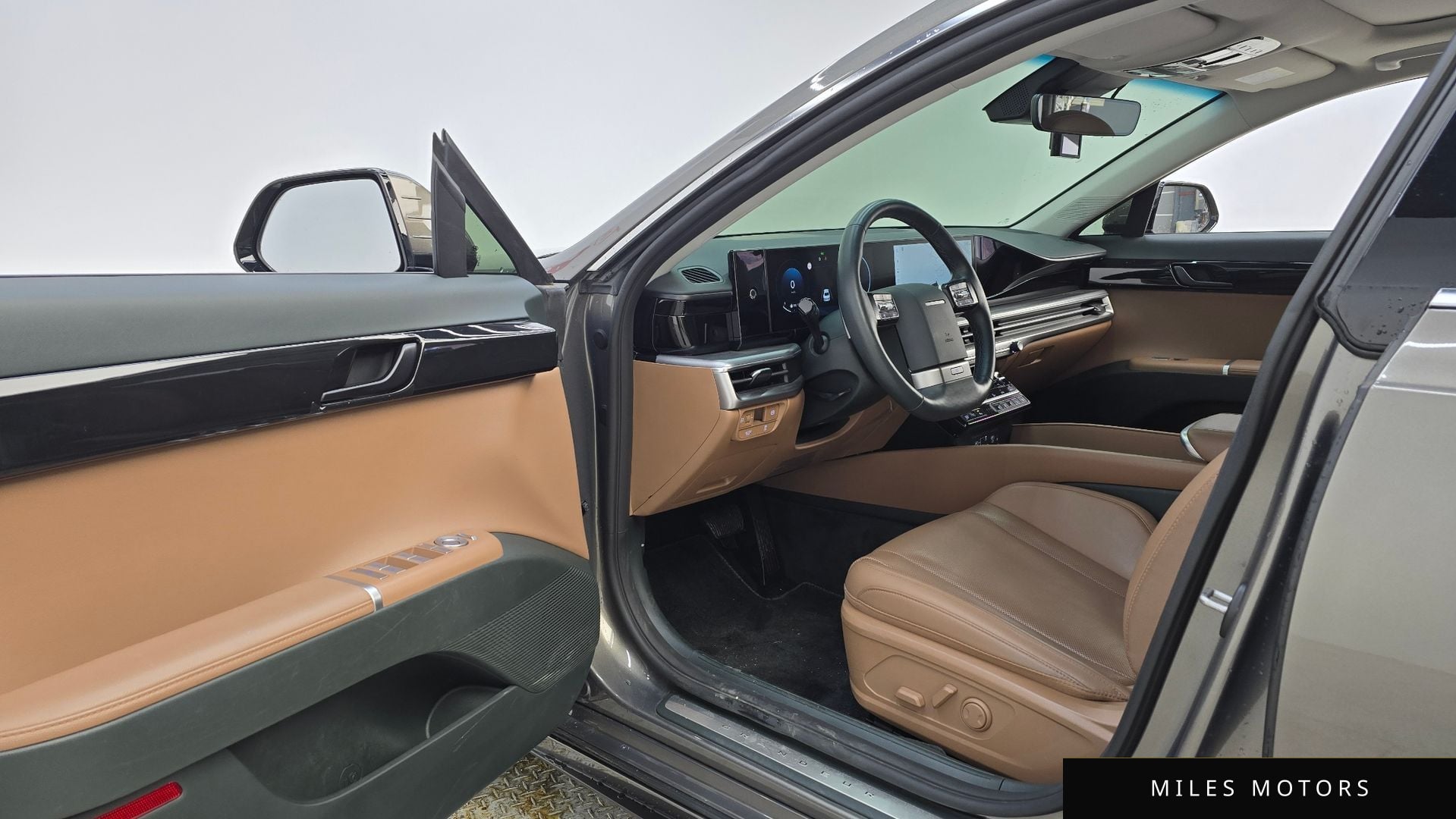Hyundai 그랜저 (GN7) 2023 — миниатюра 10
