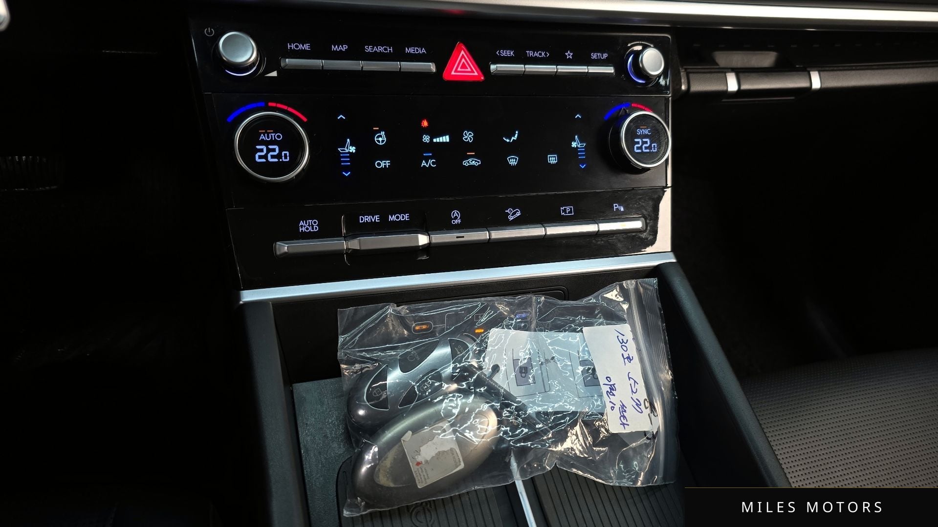 Hyundai 싼타페 (MX5) 2024 — миниатюра 17