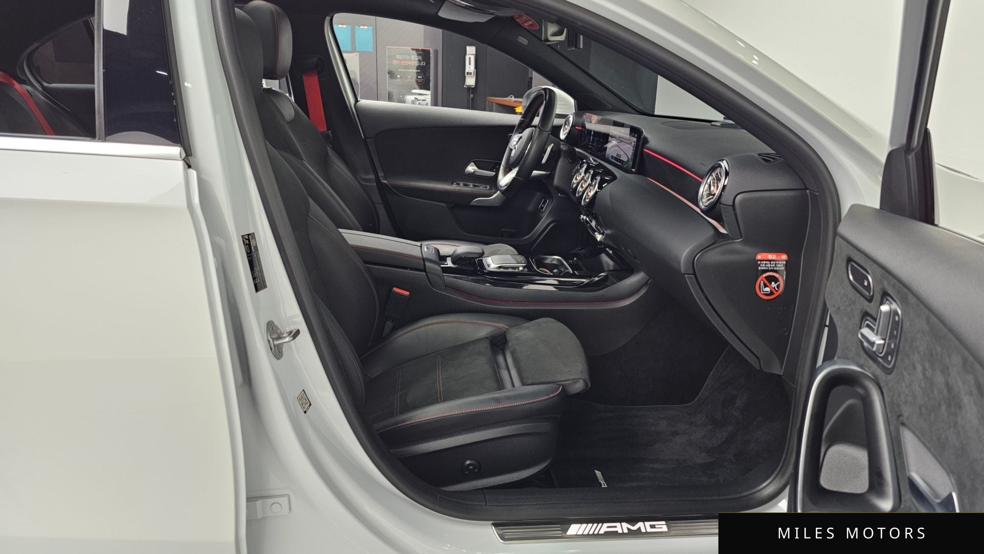 Mercedes-Benz A-Class W177 2021 — миниатюра 11