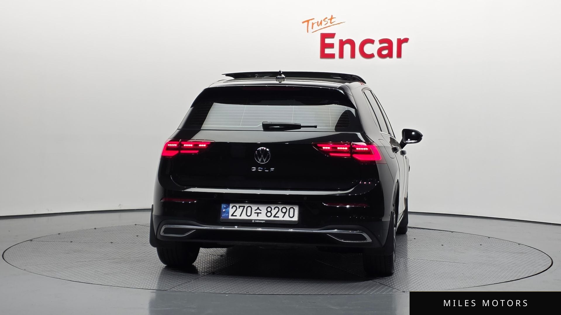 Volkswagen 골프 2024 — миниатюра 4