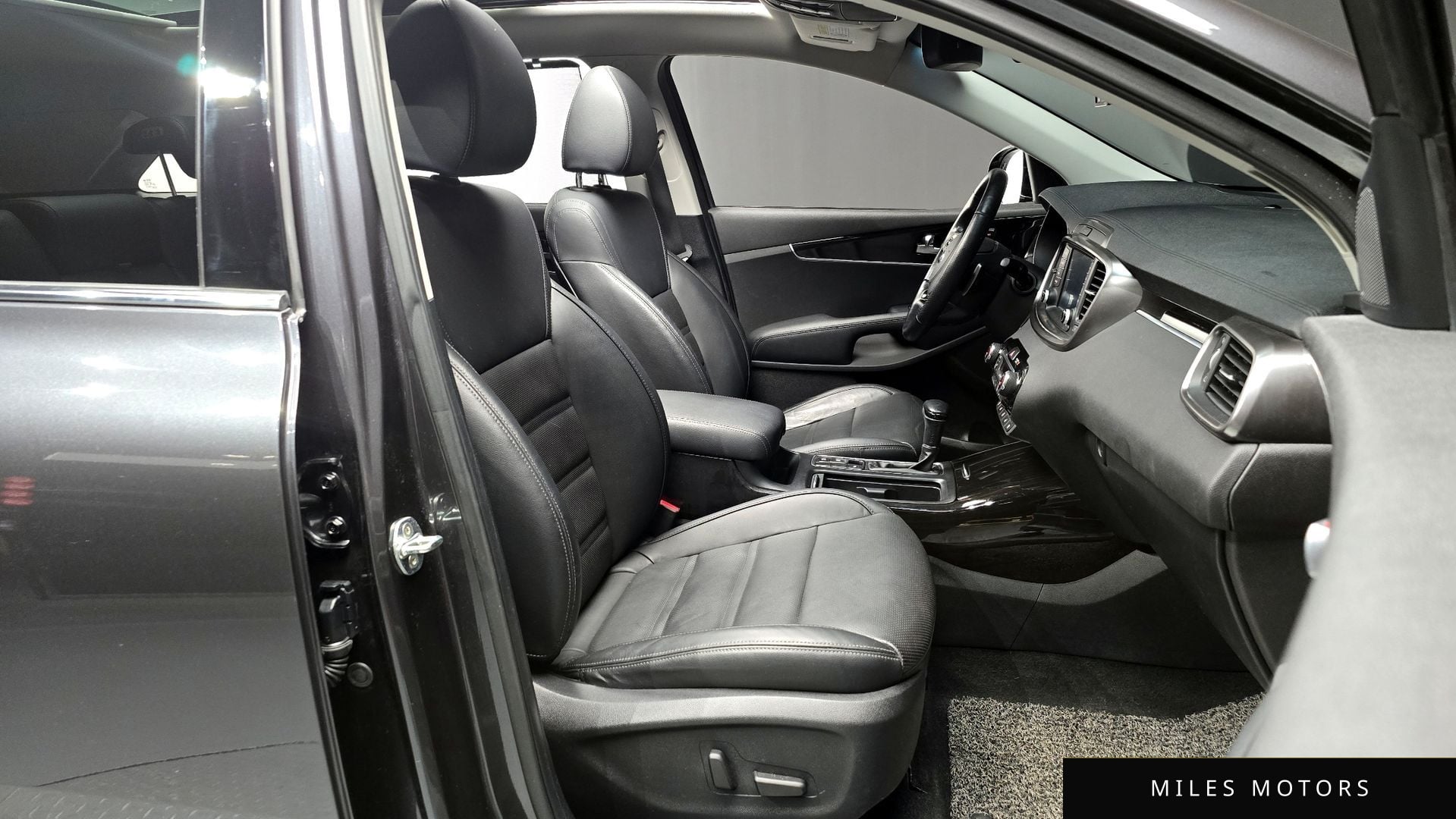 Kia Sorento 2019 — миниатюра 11