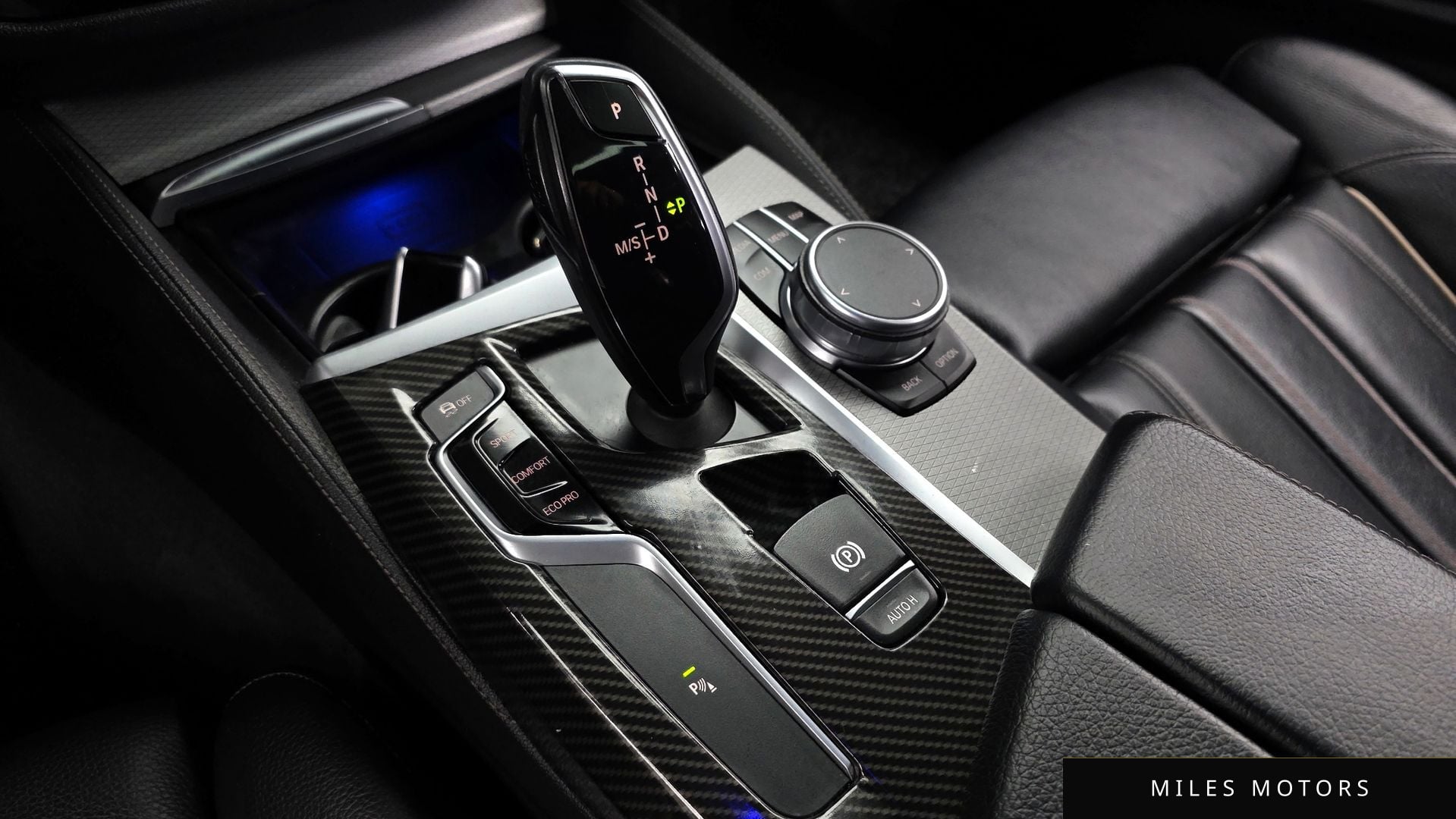 BMW 5시리즈 (G30) 2018 — миниатюра 9