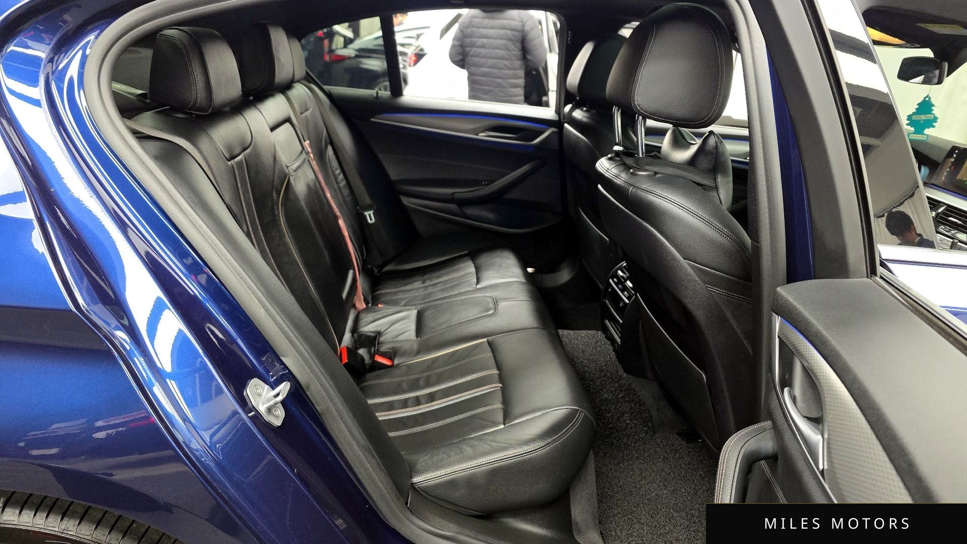 BMW 5시리즈 (G30) 2018 — миниатюра 12