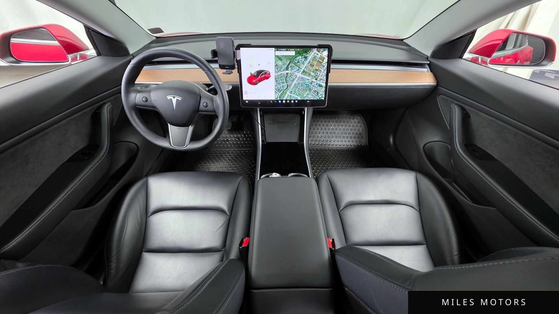 Tesla Model 3 2020 — миниатюра 7