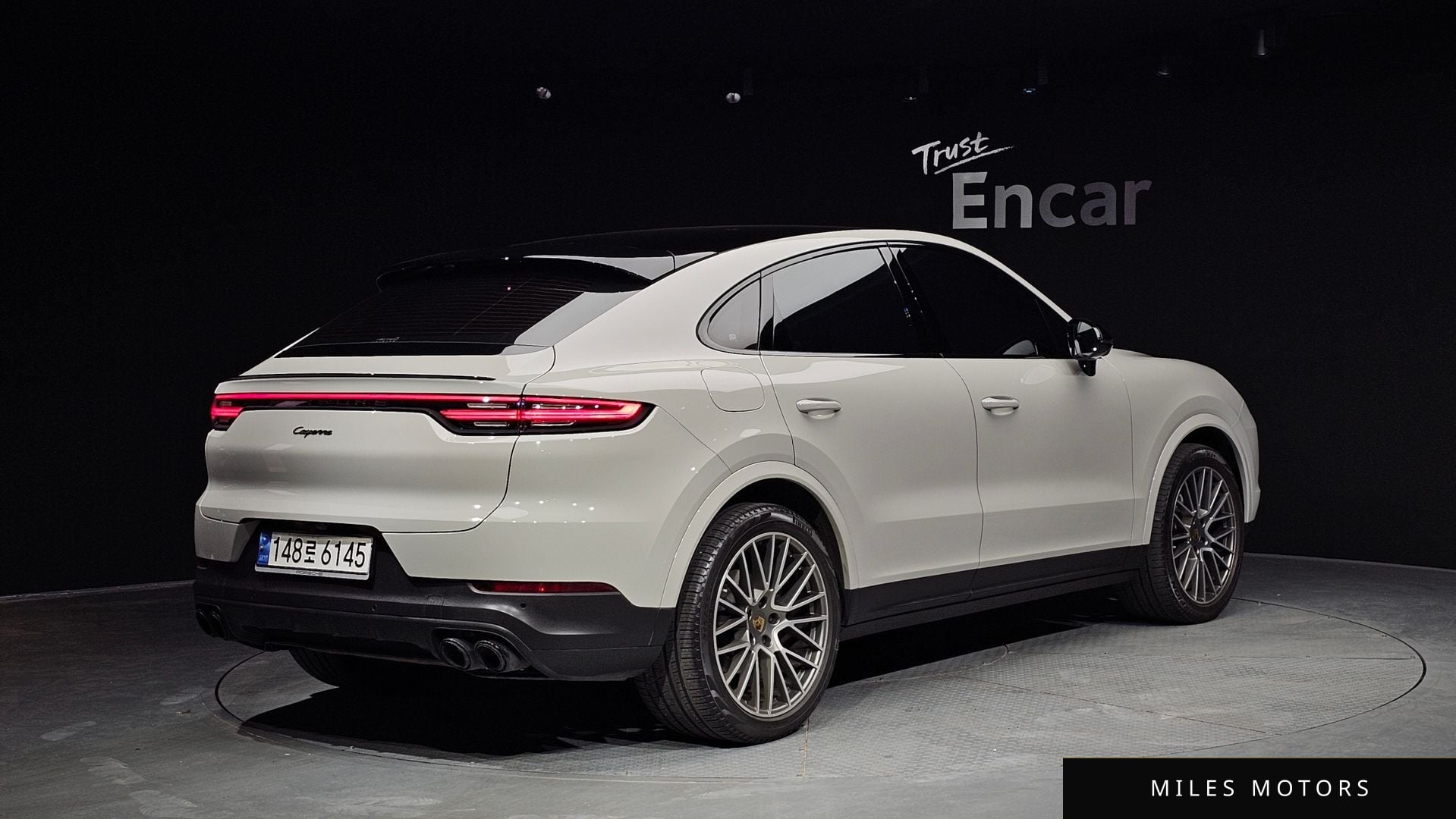 Porsche Cayenne 2022 — миниатюра 2