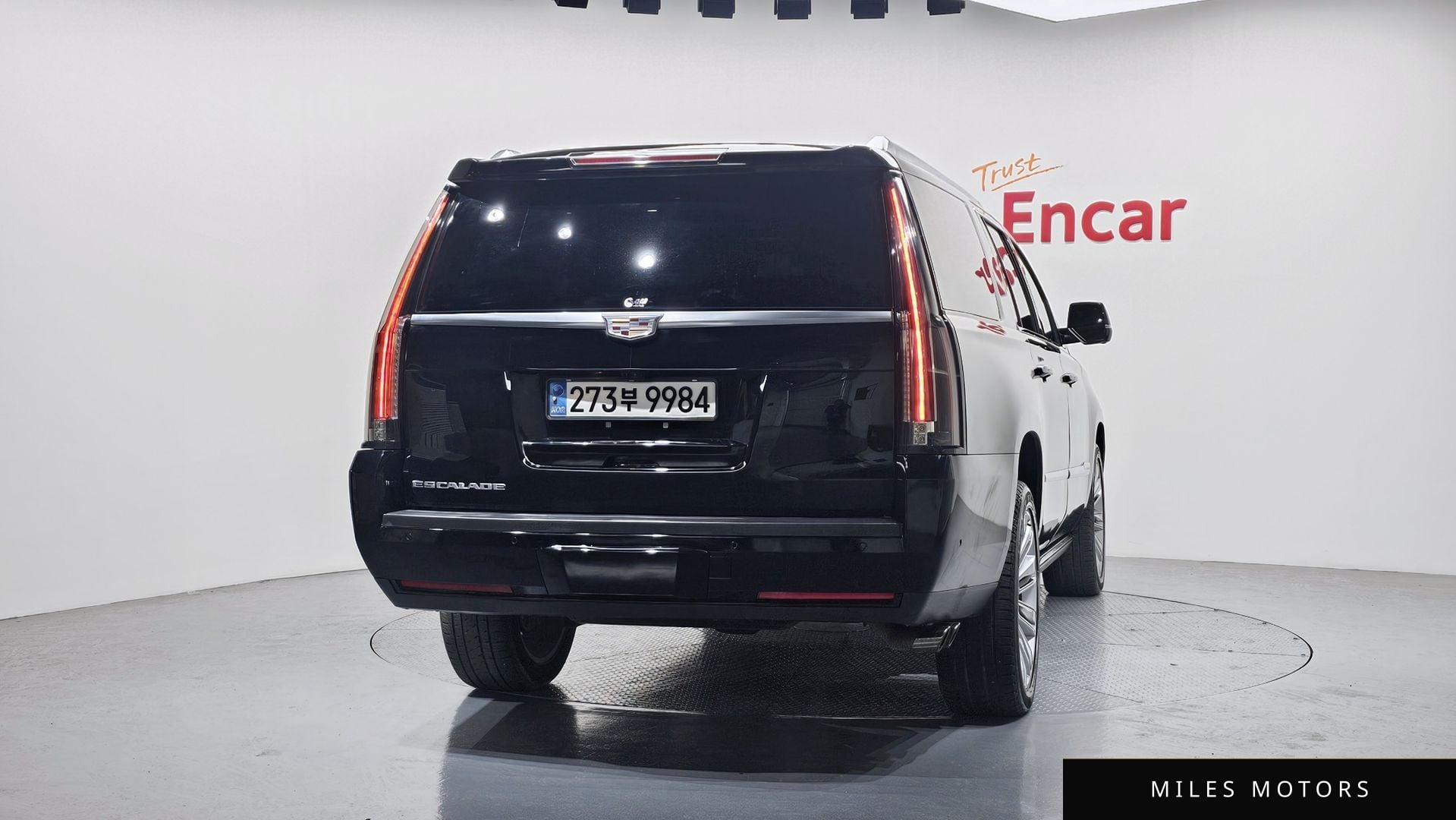 Cadillac Escalade 2018 — миниатюра 4
