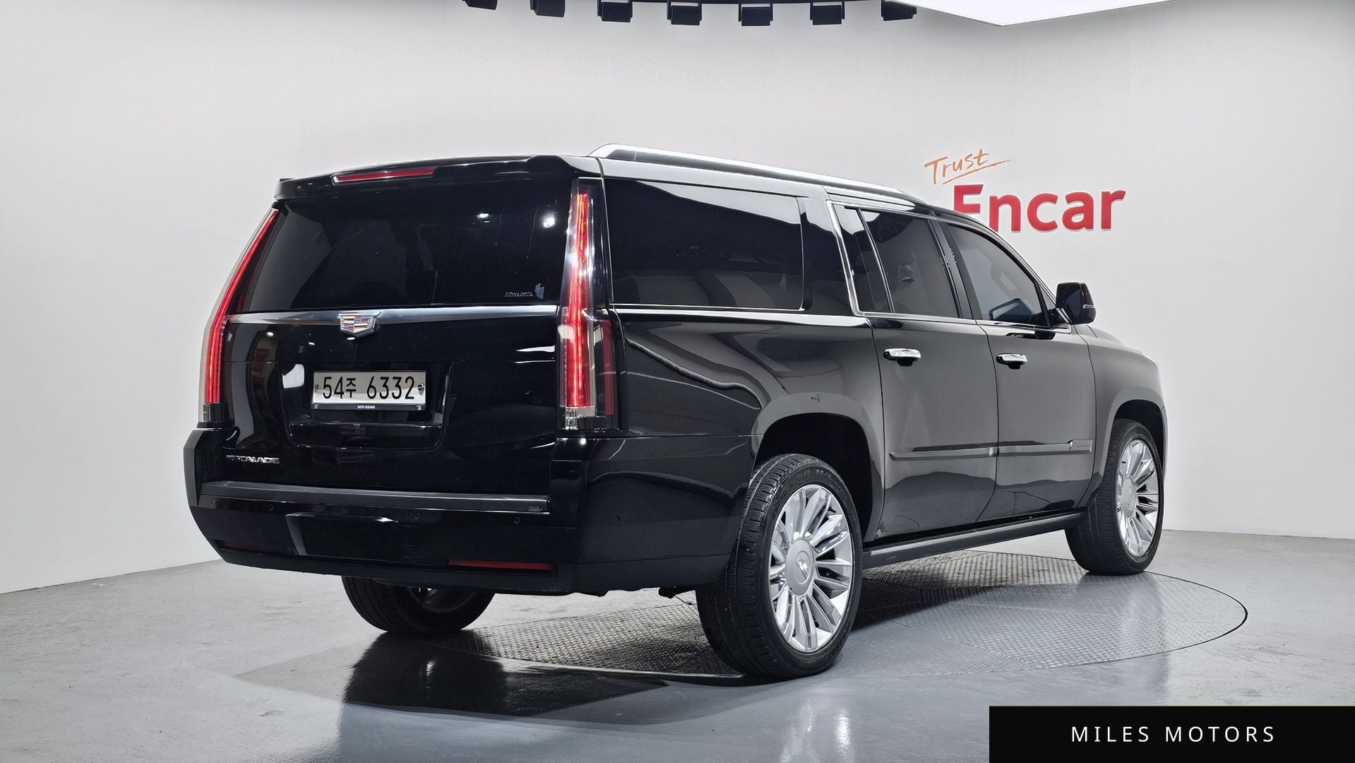 Cadillac Escalade 2017 — миниатюра 2