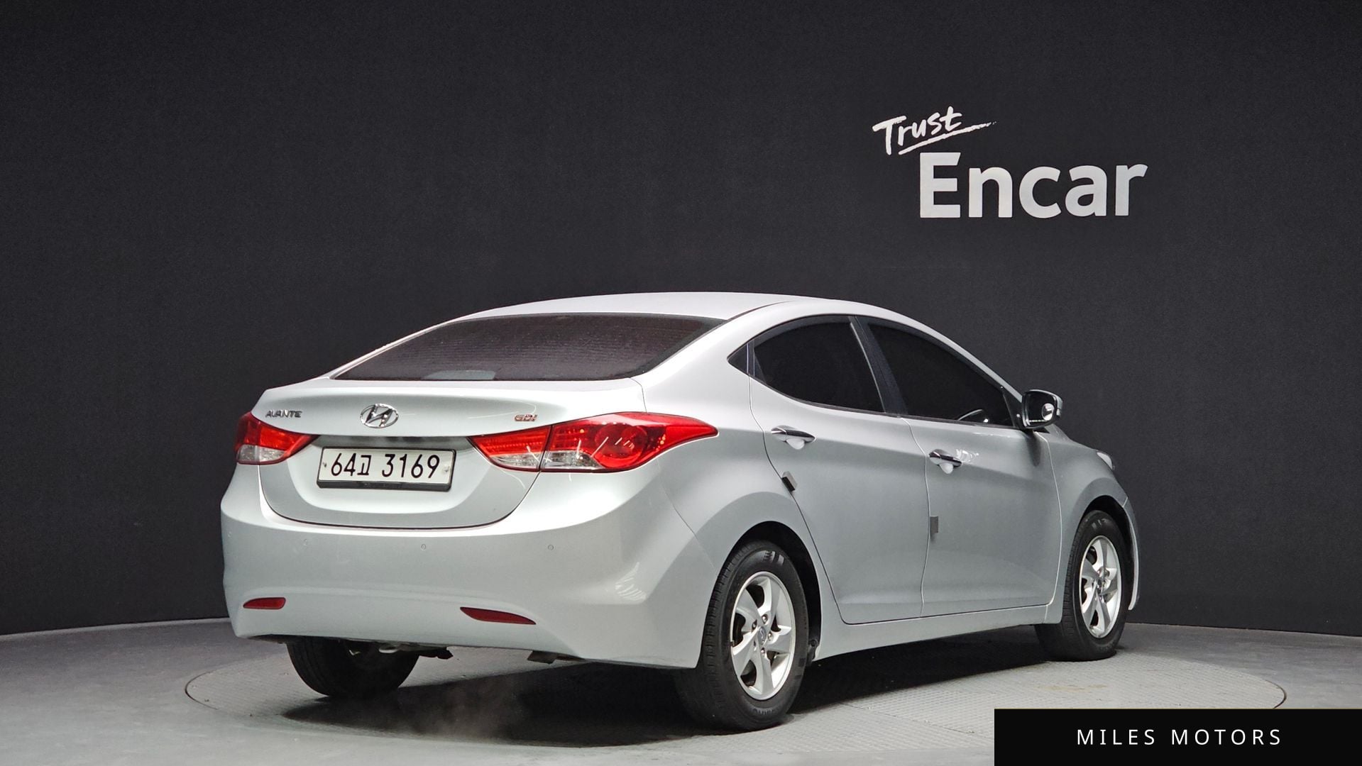 Hyundai AVANTE 2013 — миниатюра 2