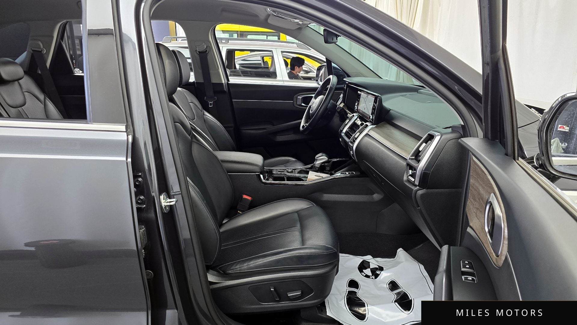 Kia Sorento 2022 — миниатюра 11