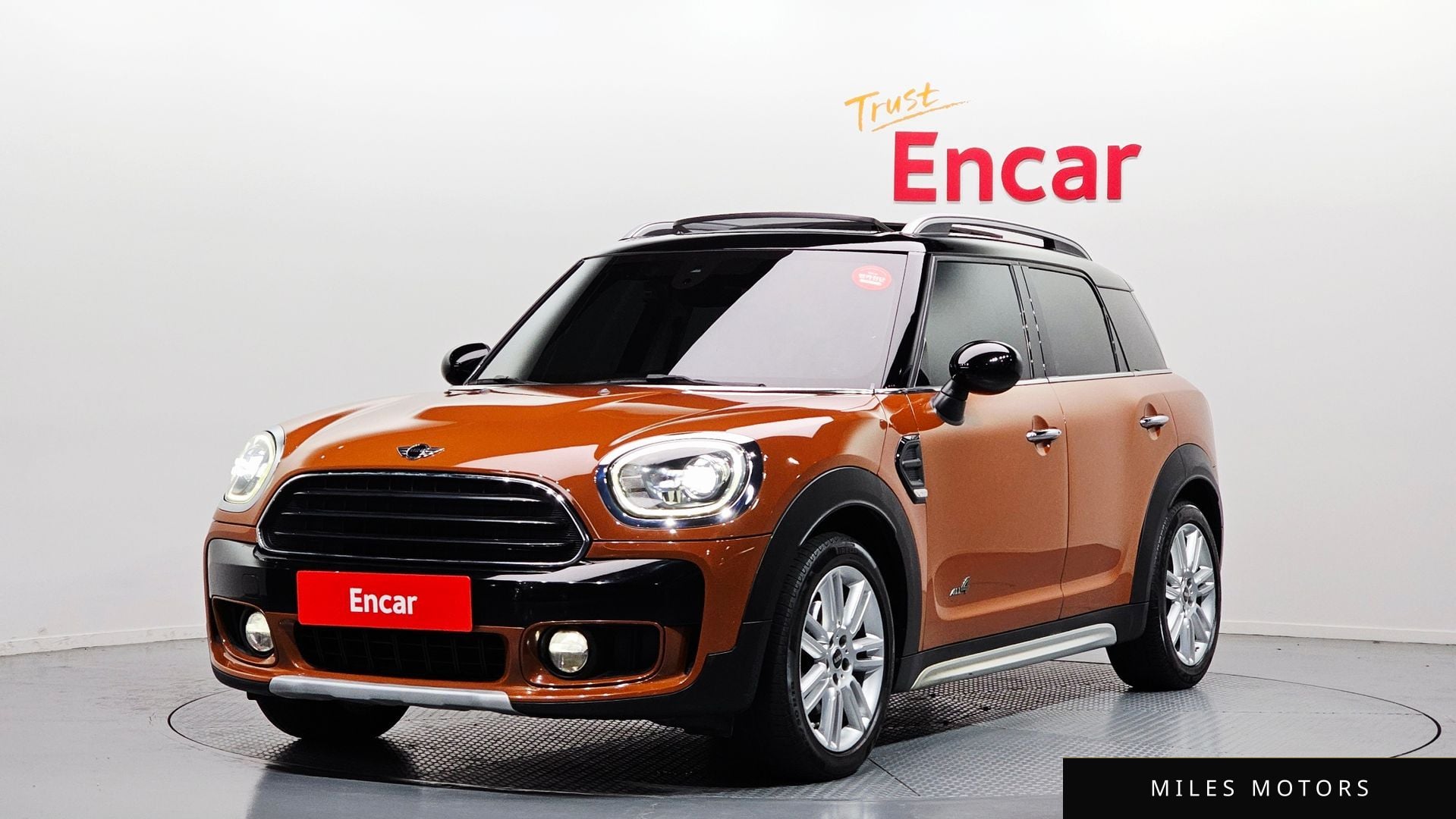 MINI Countryman 2017 — фото 1 из 12
