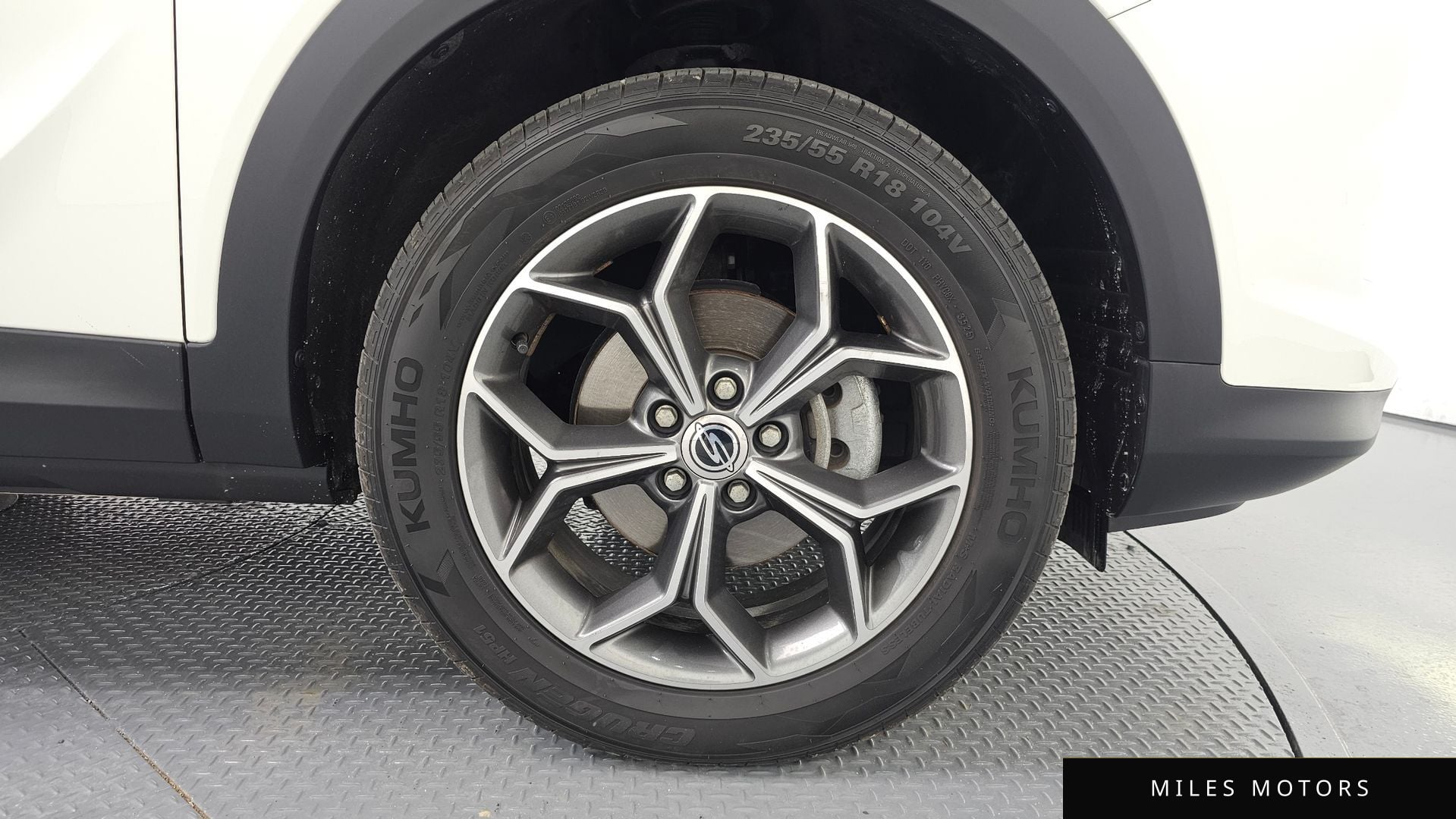 KG Mobility Beautiful Korando 2022 — миниатюра 5