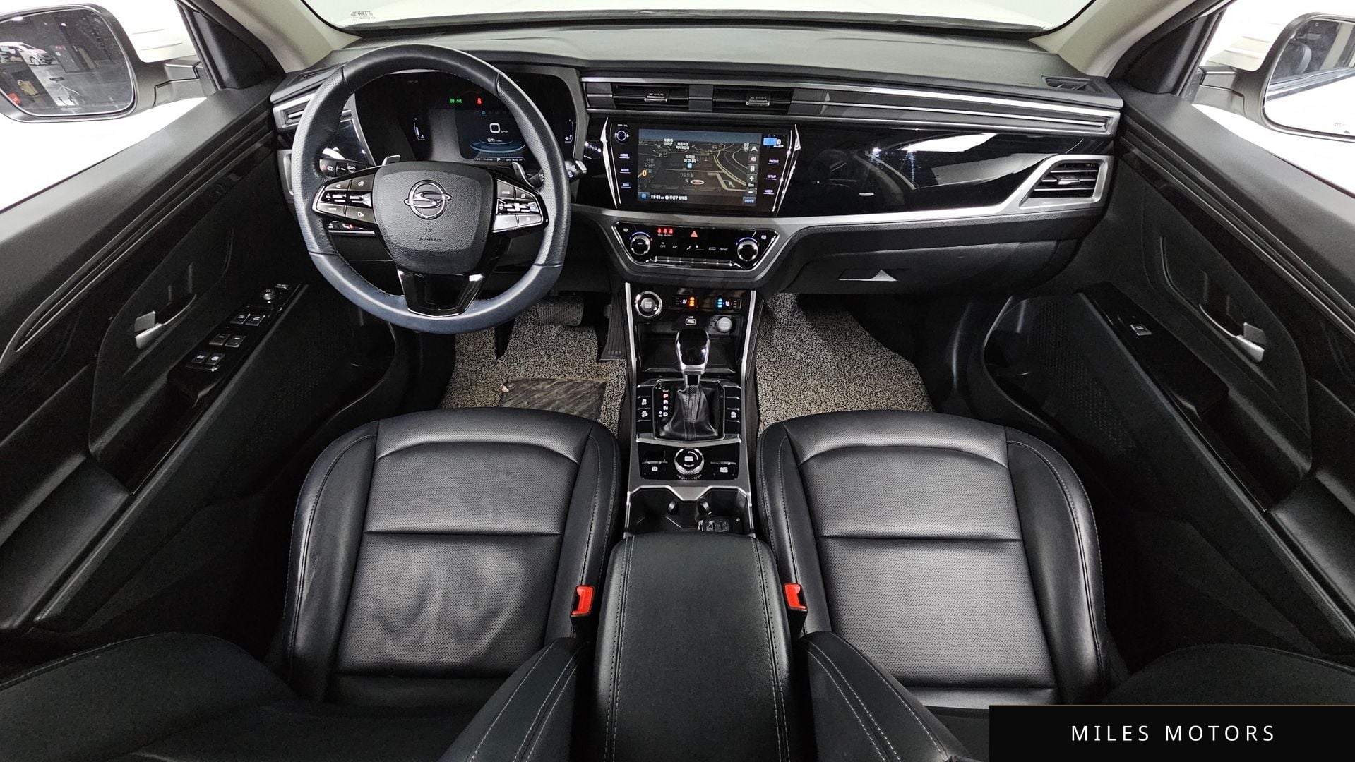 KG Mobility Beautiful Korando 2022 — миниатюра 7