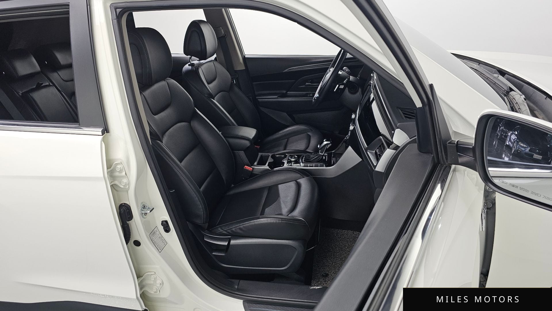 KG Mobility Beautiful Korando 2022 — миниатюра 12