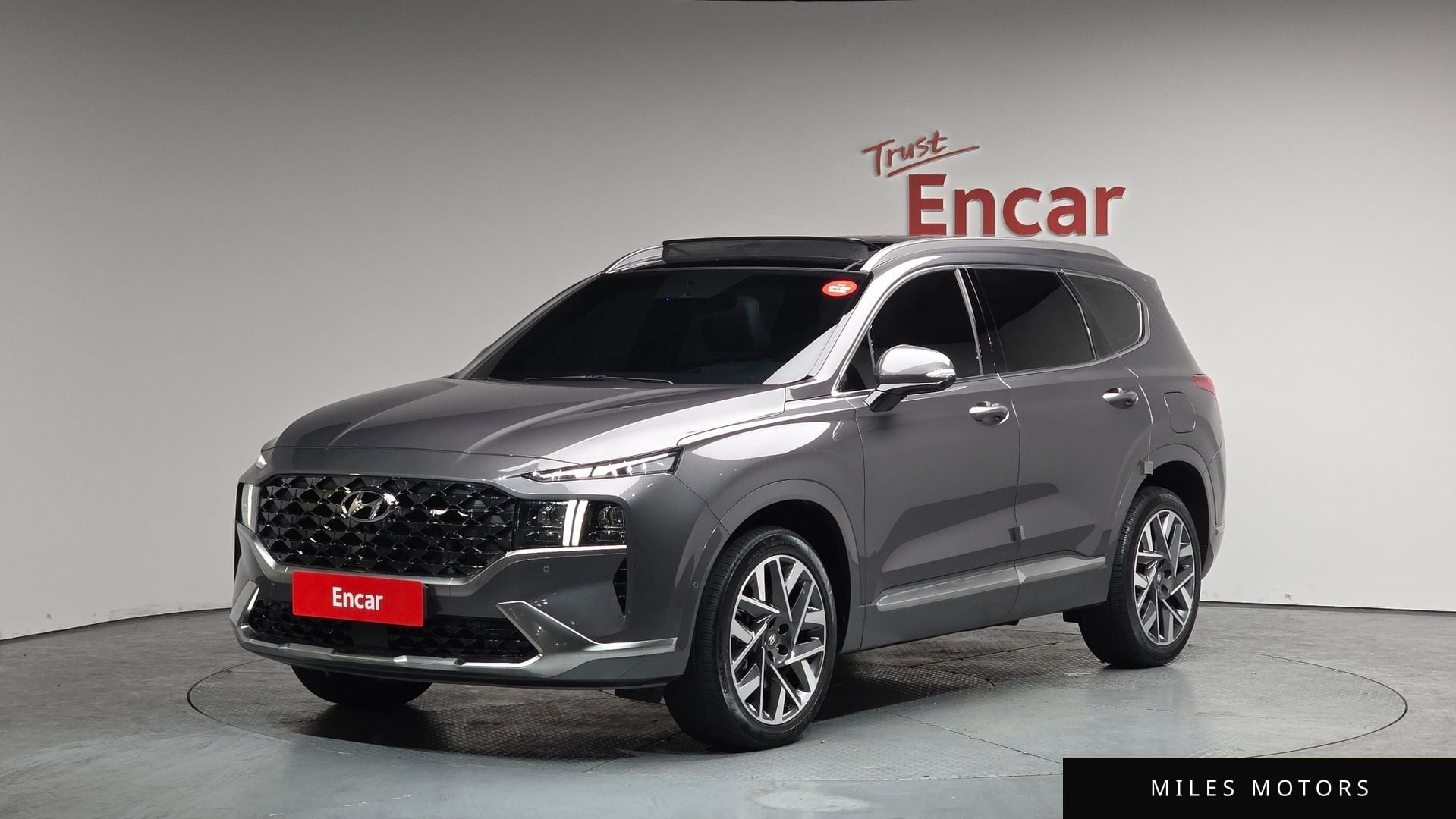 Hyundai Santafe 2023 — фото 1 из 12