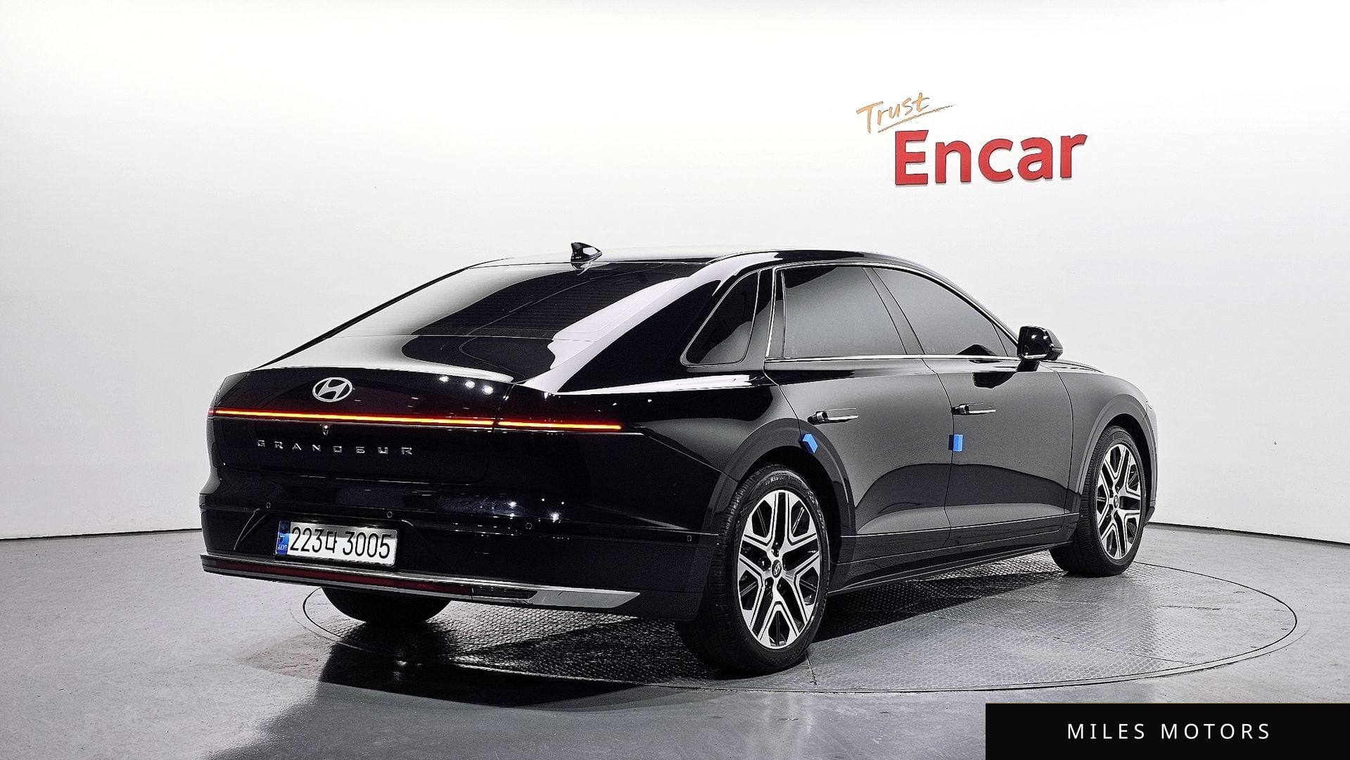 Hyundai Grandeur 2023 — миниатюра 2