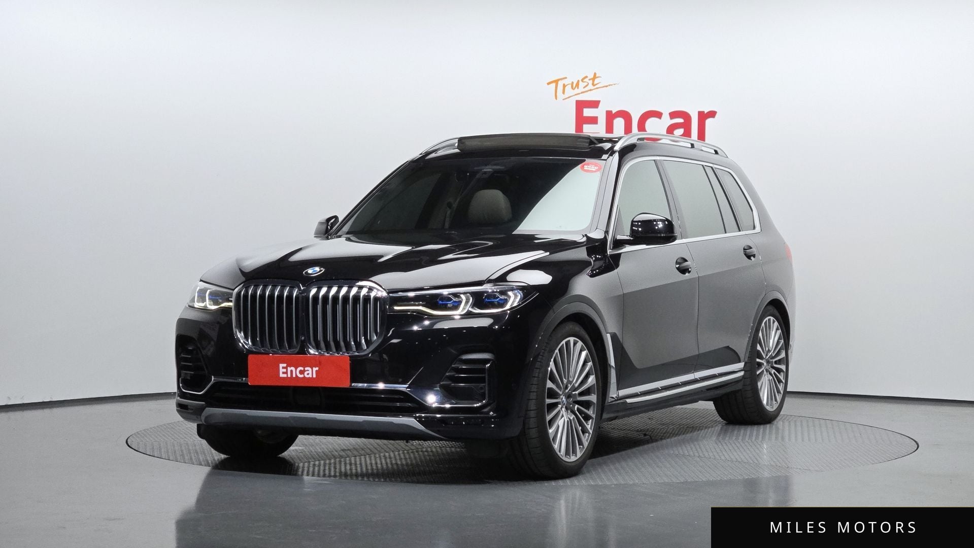 BMW X7 (G07) 2021 — фото 1 из 12