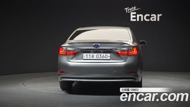 Лексус ES300h 2016 — миниатюра 4