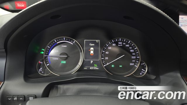 Лексус ES300h 2016 — миниатюра 8