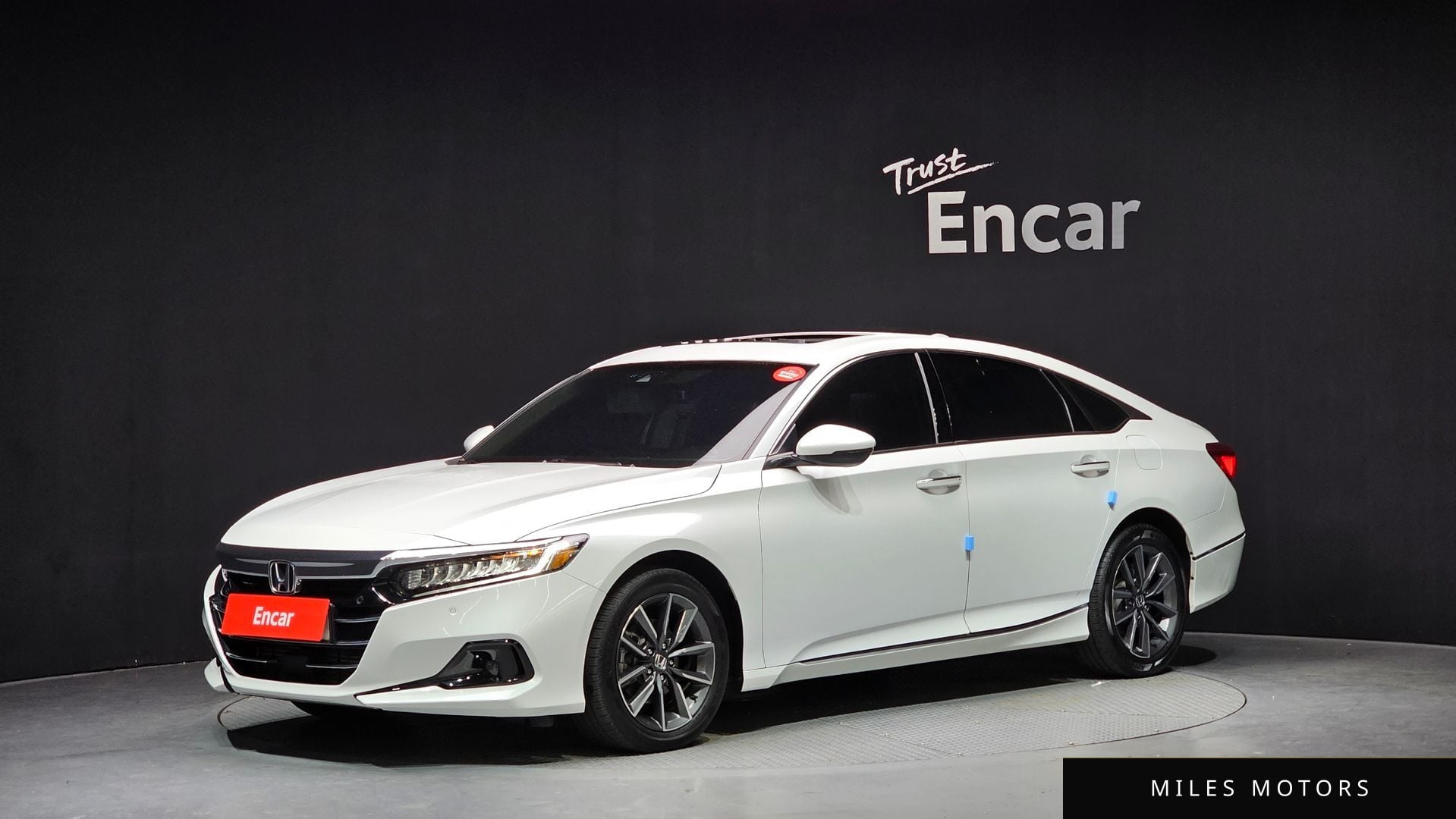 Honda Accord 2022 — фото 1 из 12