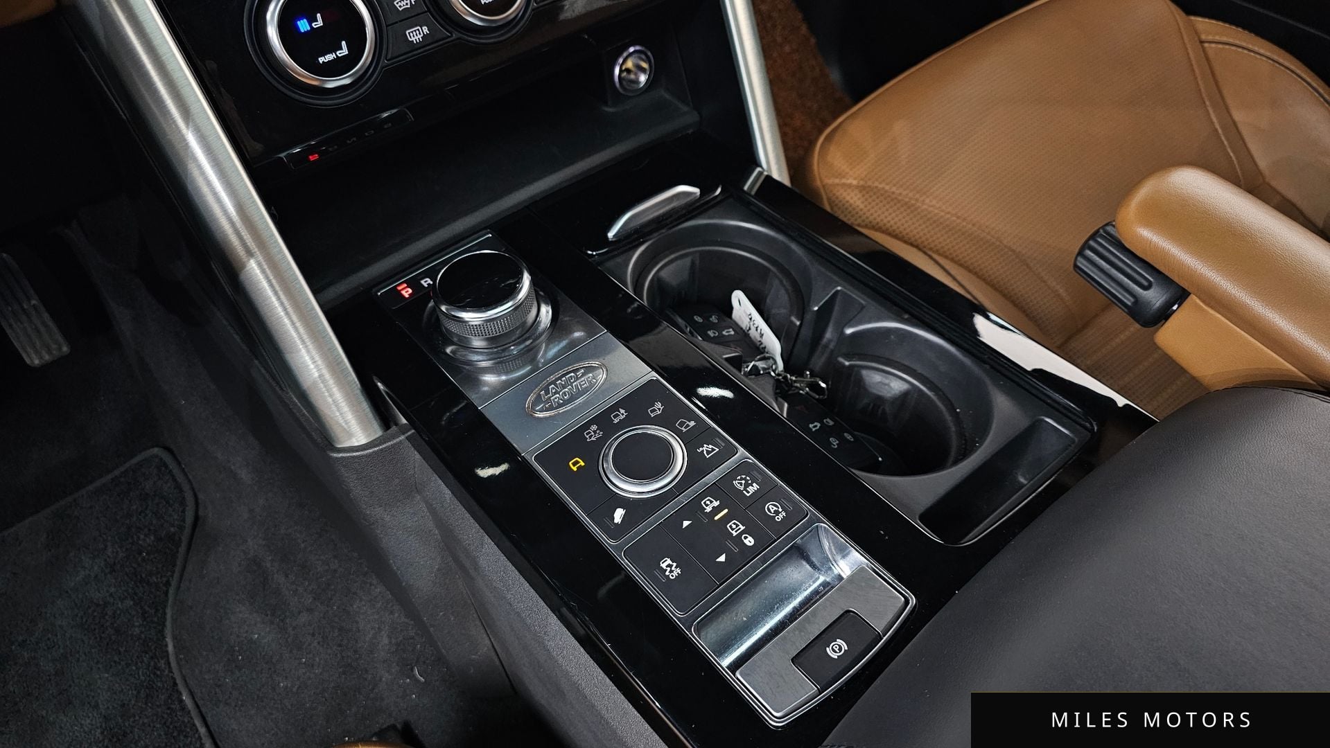 Land Rover Discovery 2018 — миниатюра 9