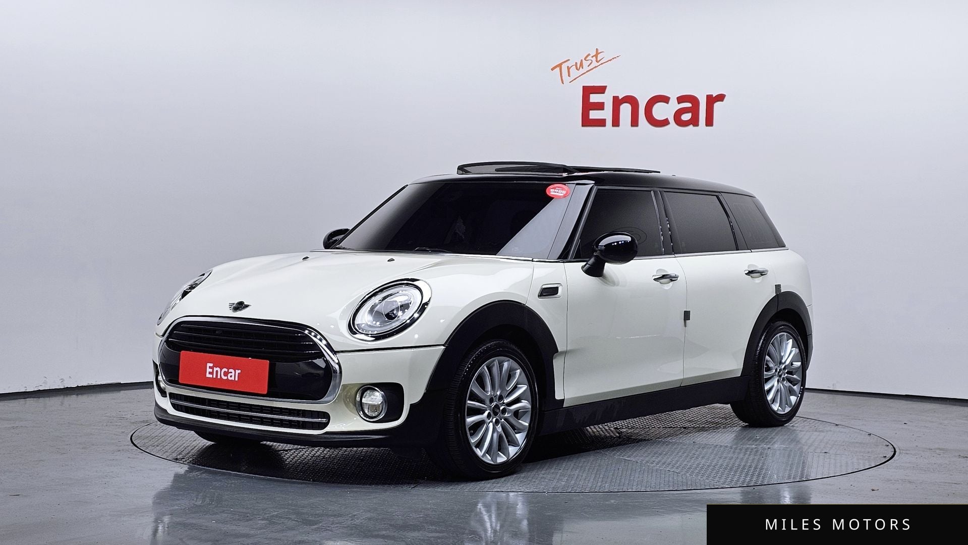 MINI Clubman 2016 — фото 1 из 12