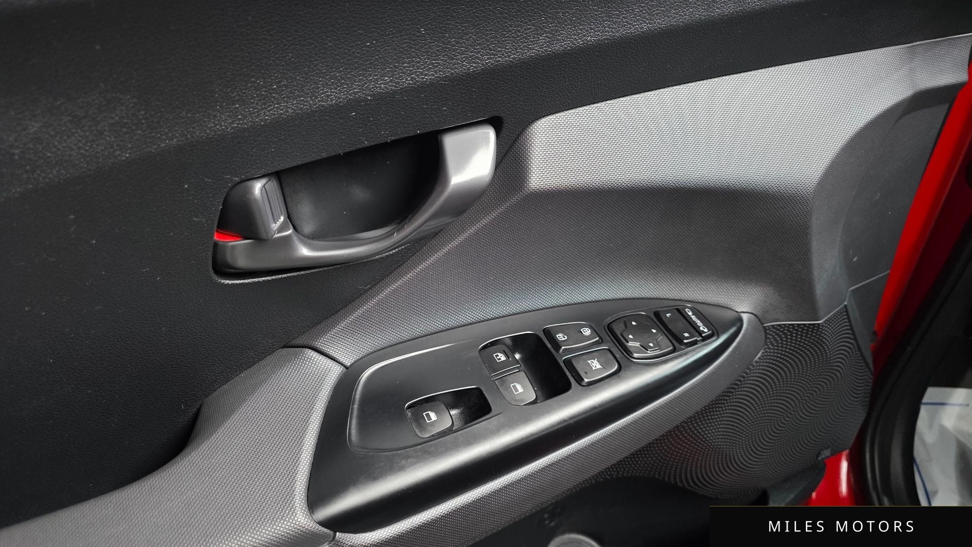 Hyundai Veloster 2019 — миниатюра 18
