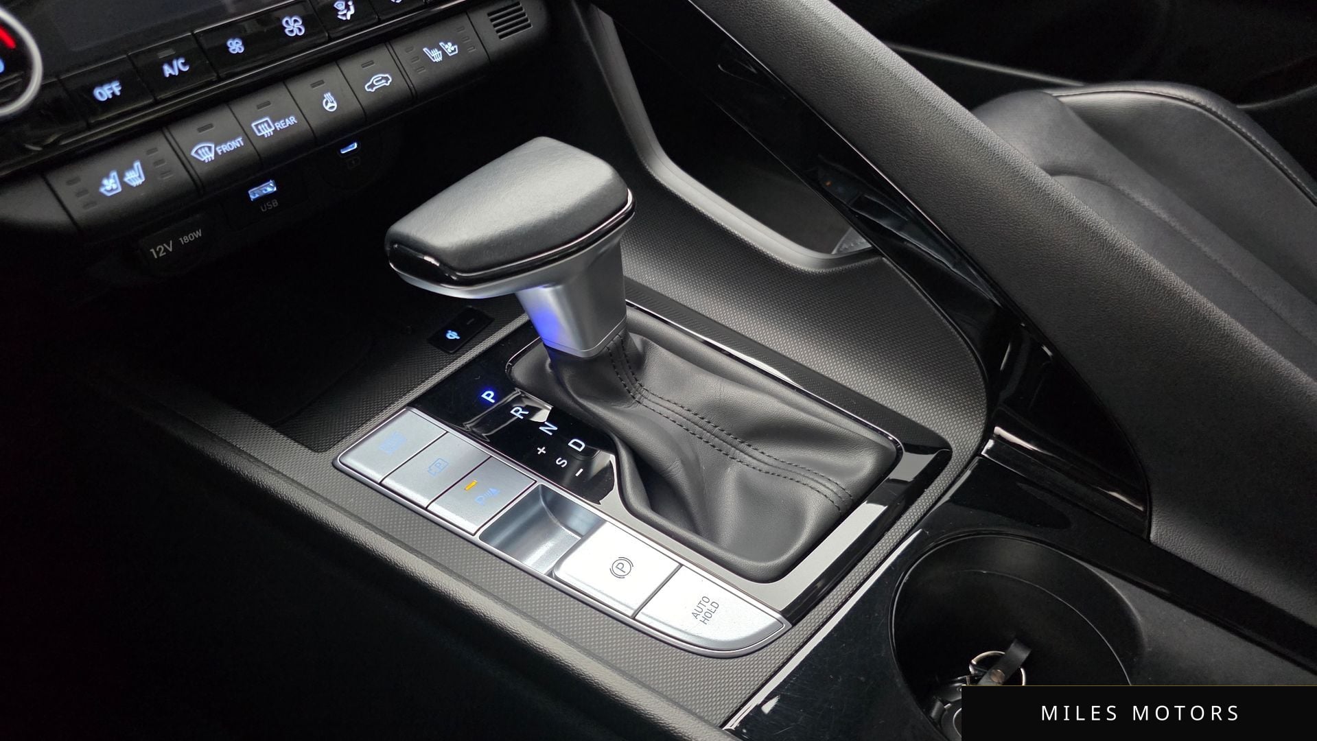 Hyundai AVANTE 2024 — миниатюра 8