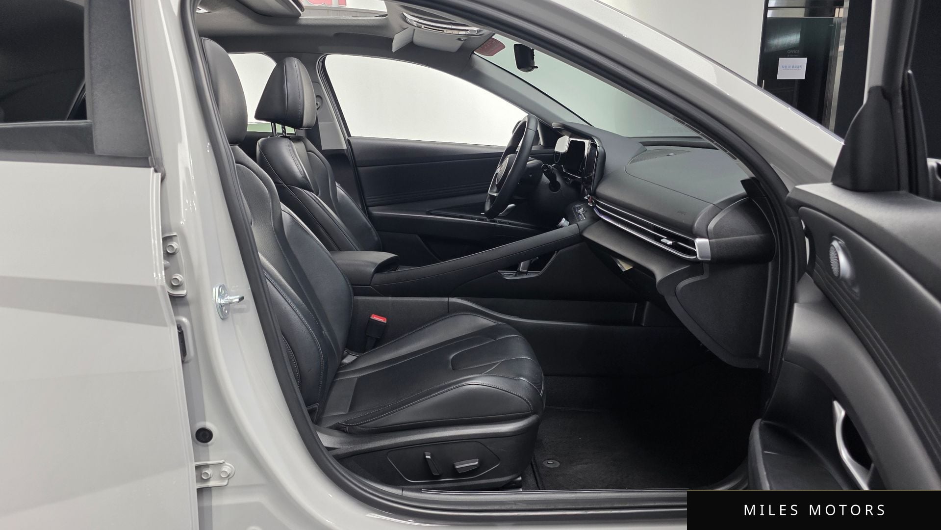 Hyundai AVANTE 2024 — миниатюра 9