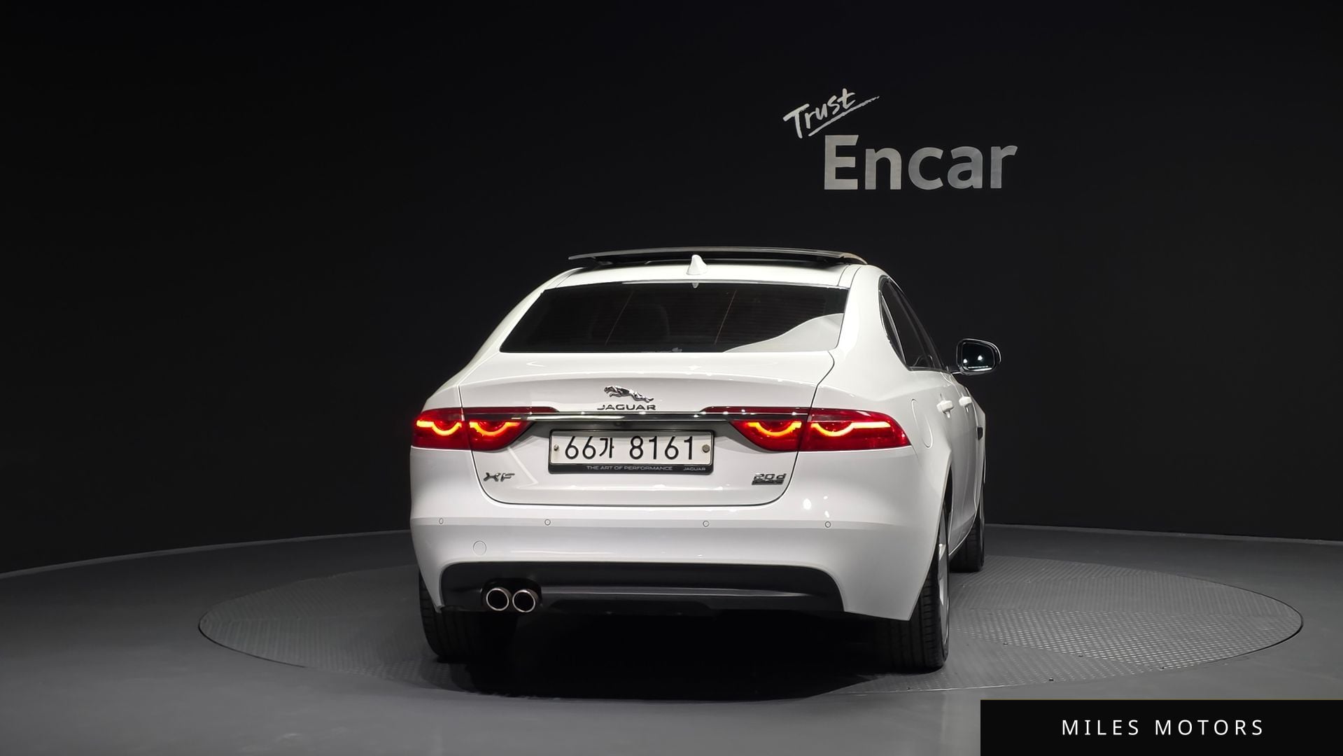 Jaguar XF (X260) 2018 — миниатюра 4