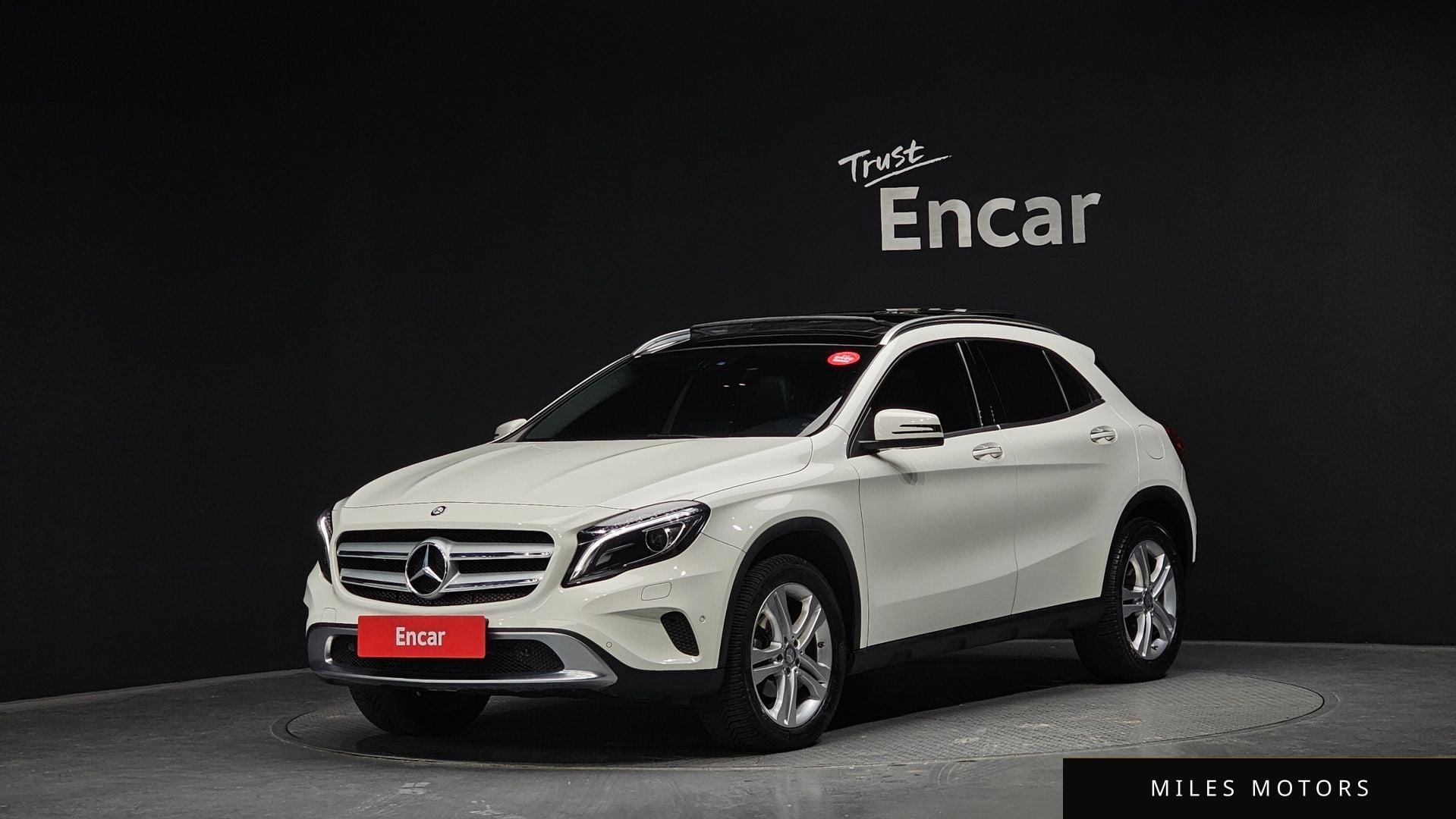 Mercedes-Benz GLA-Class X156 2017 — фото 1 из 12