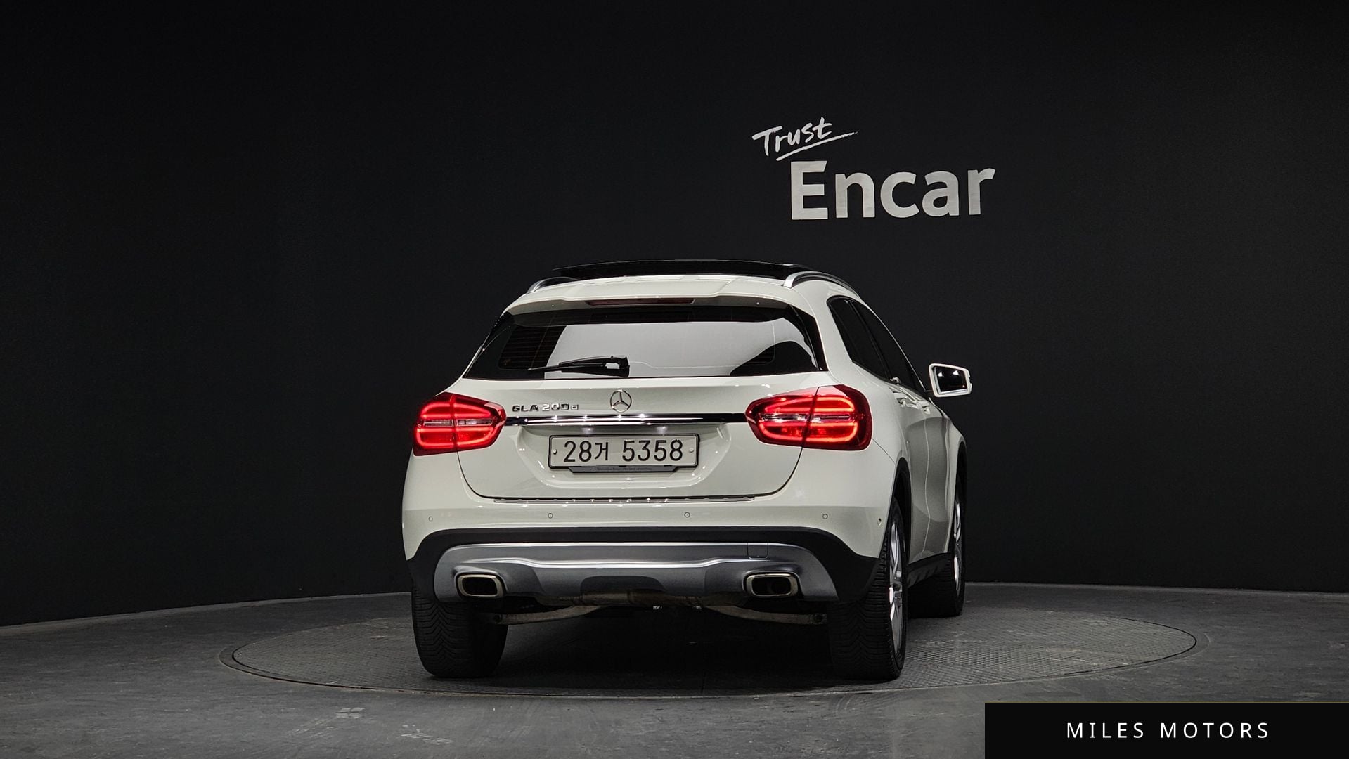 Mercedes-Benz GLA-Class X156 2017 — миниатюра 4