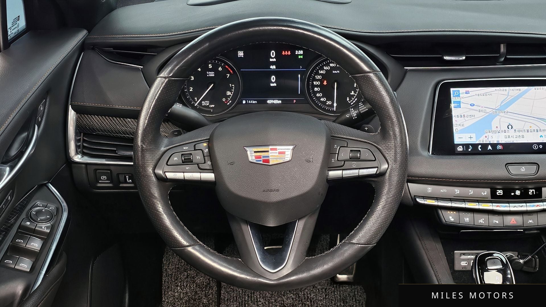 Cadillac XT4 2023 — миниатюра 14