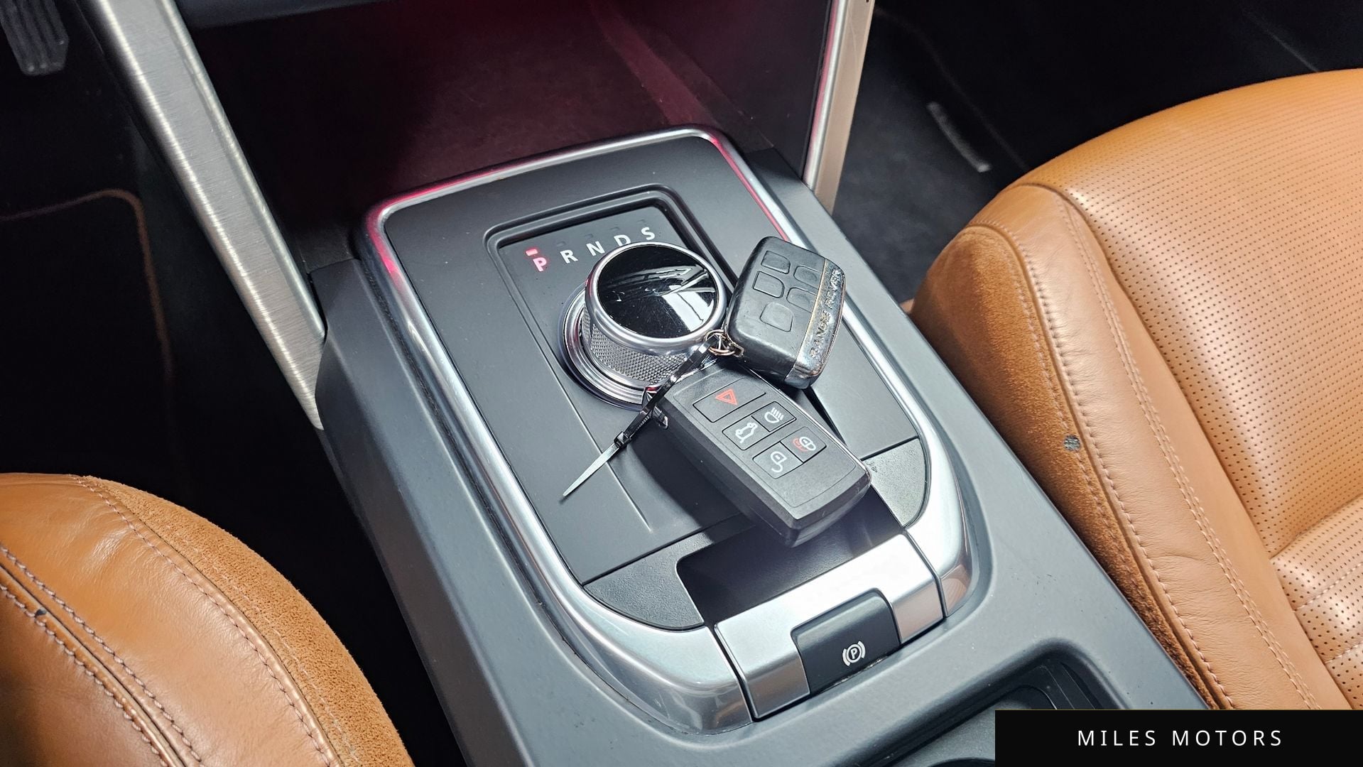 Land Rover Discovery Sport 2016 — миниатюра 9