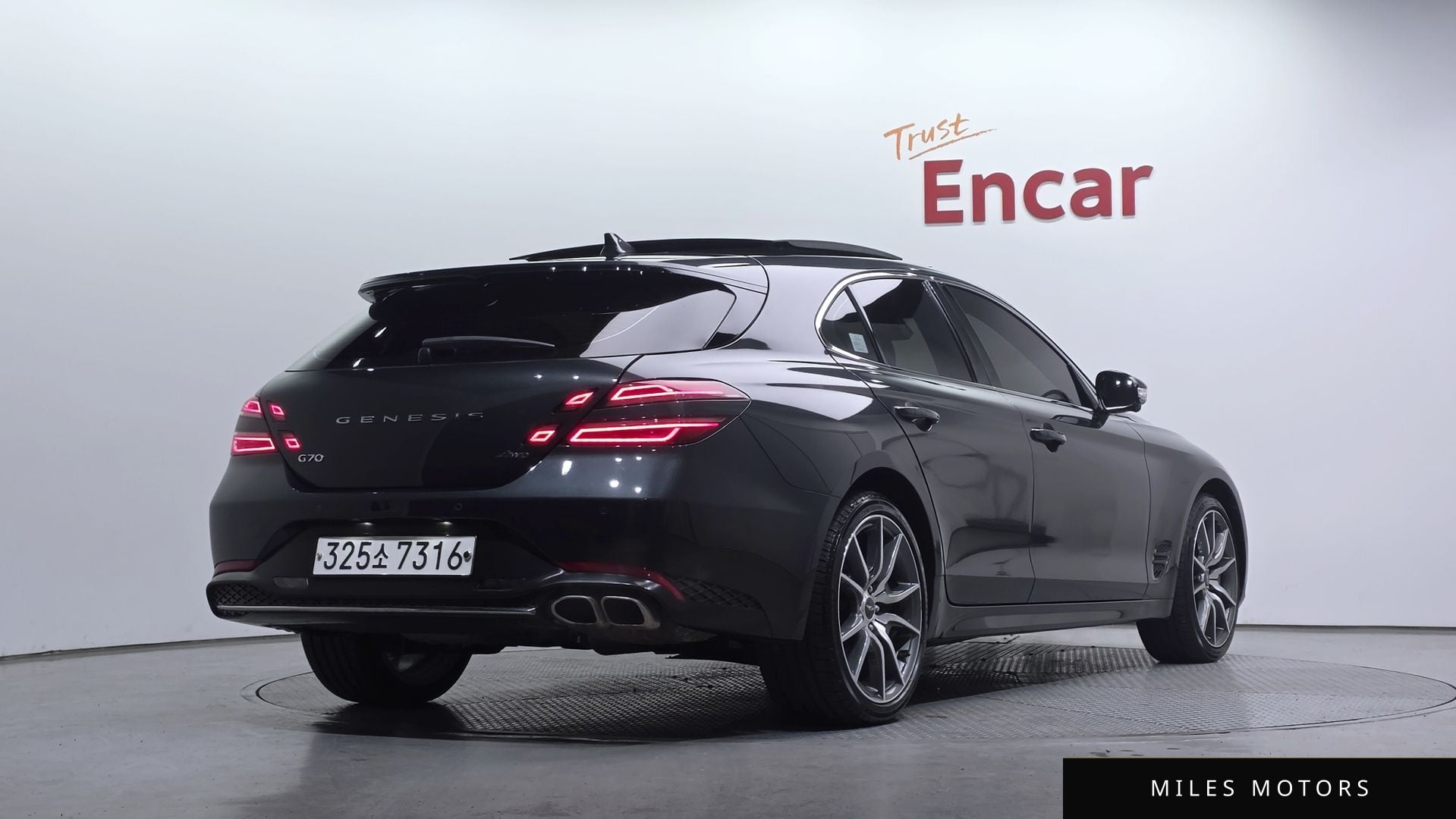 Genesis G70 2023 — миниатюра 2