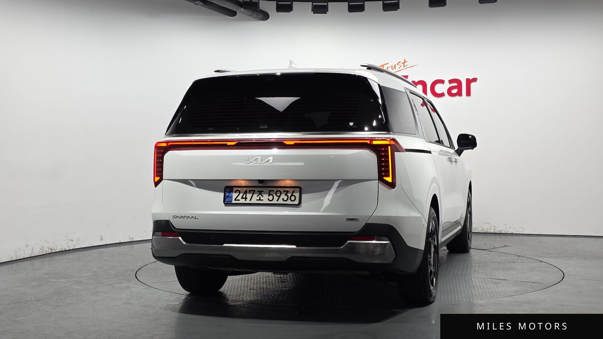 Kia Canival 2025 — миниатюра 4