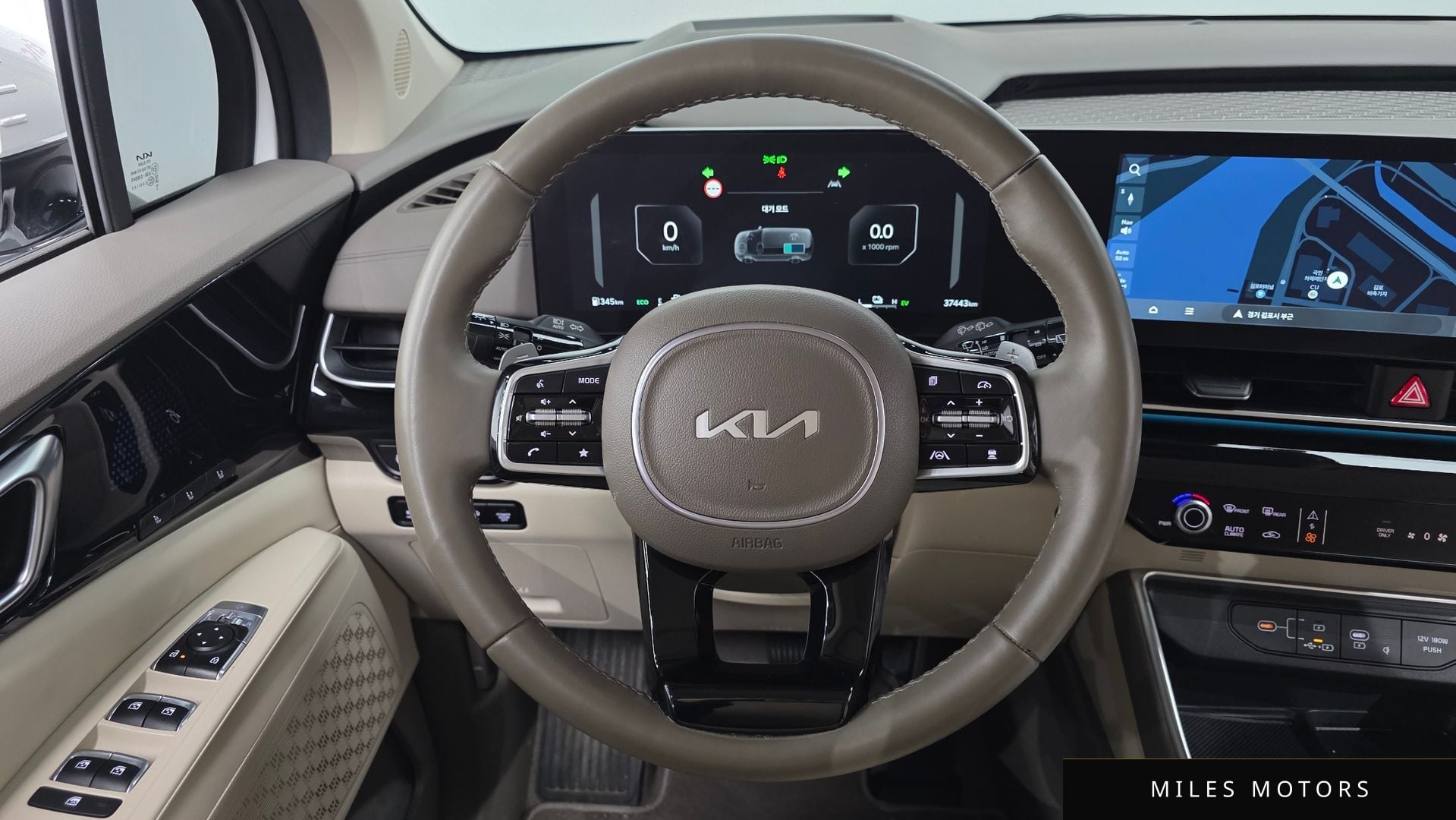Kia Canival 2025 — миниатюра 13