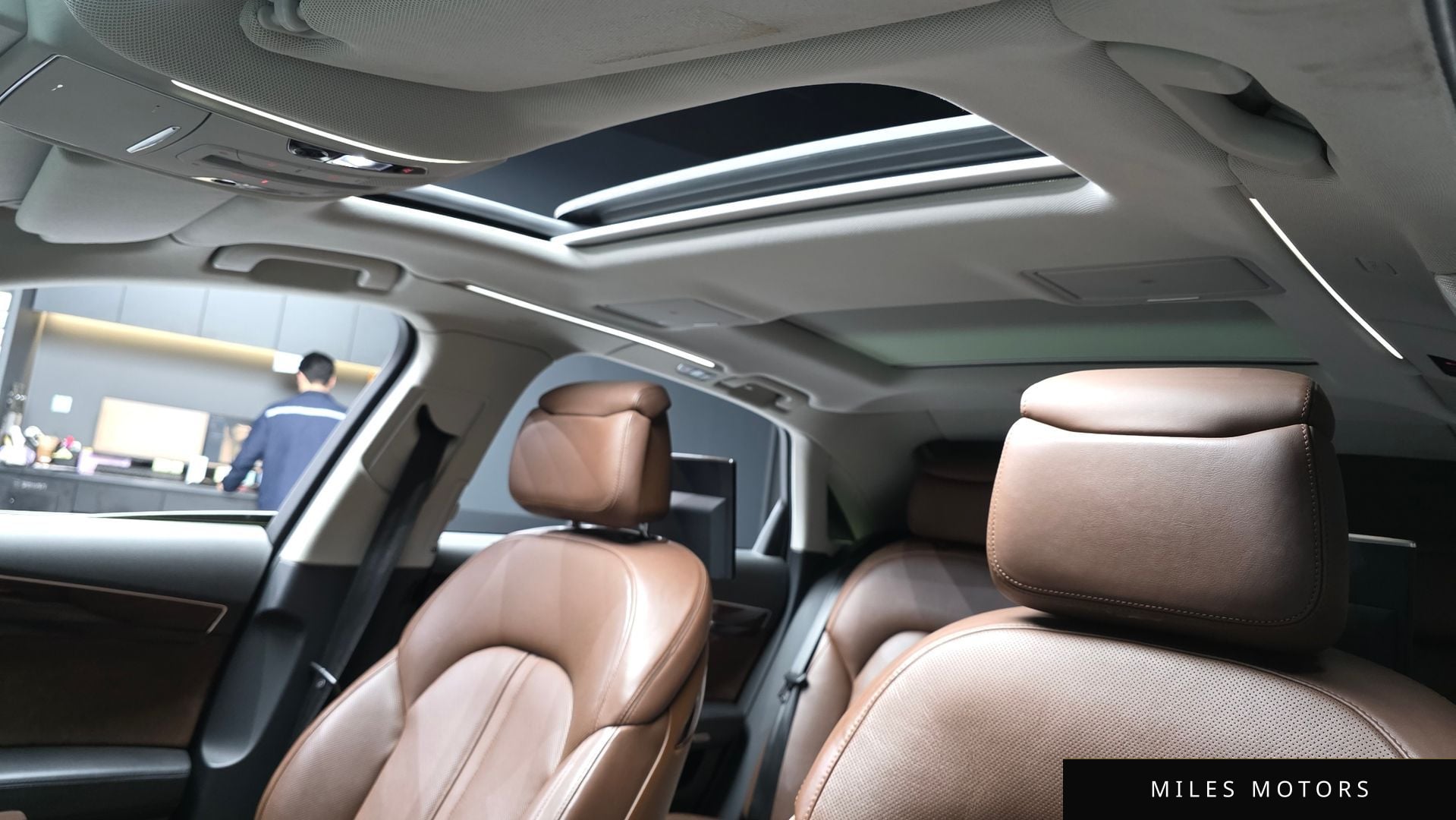 Audi A8 2012 — миниатюра 19